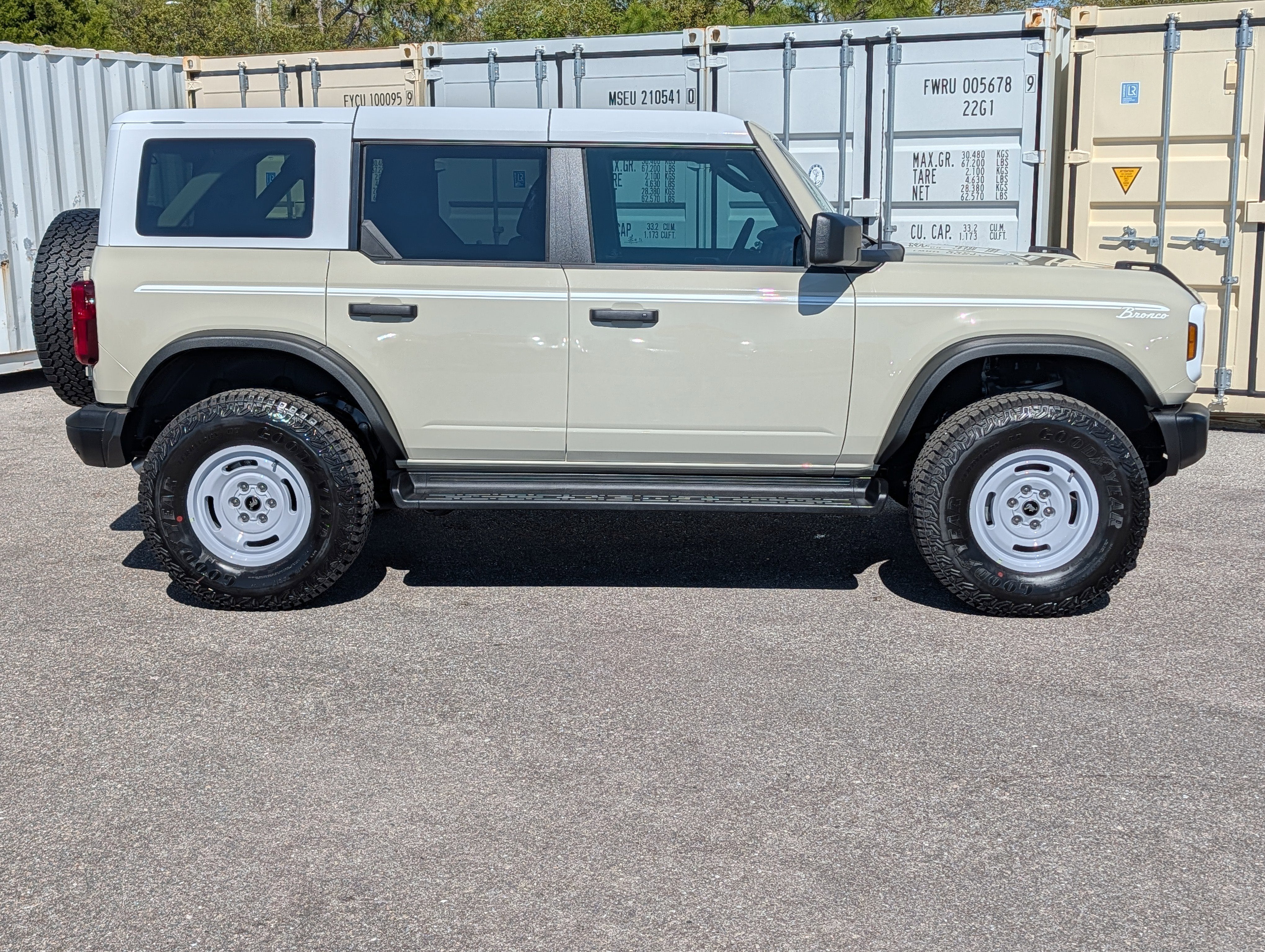 2026 Ford Bronco Heritage Edition