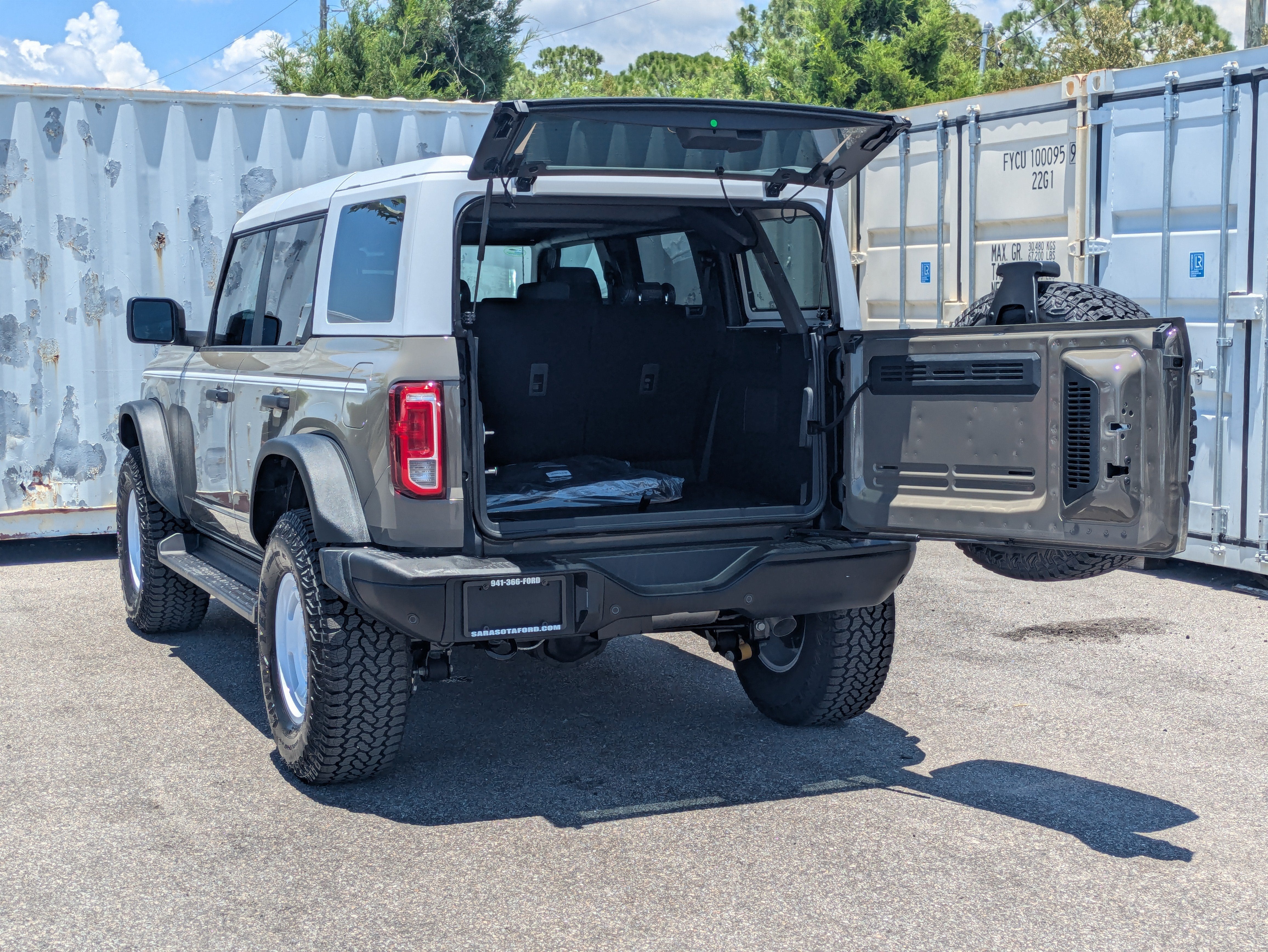 2026 Ford Bronco Heritage Edition