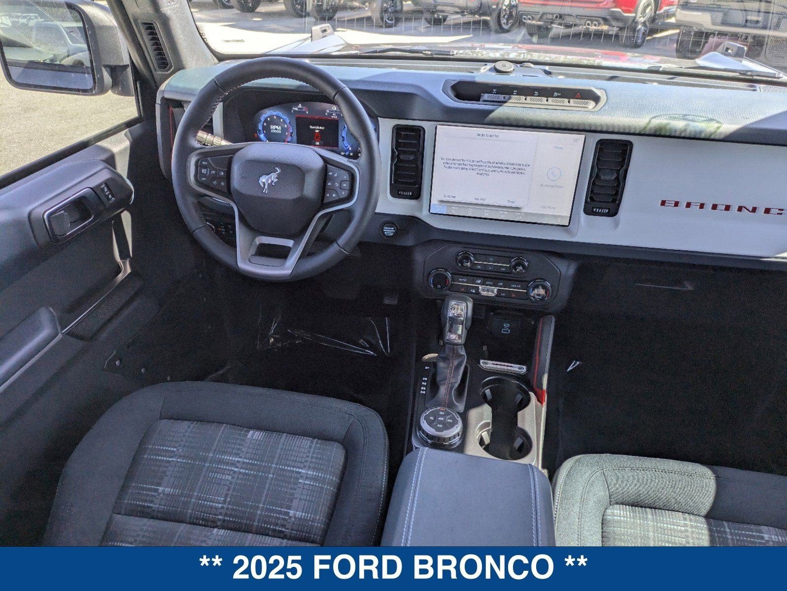 2025 Ford Bronco Heritage Edition