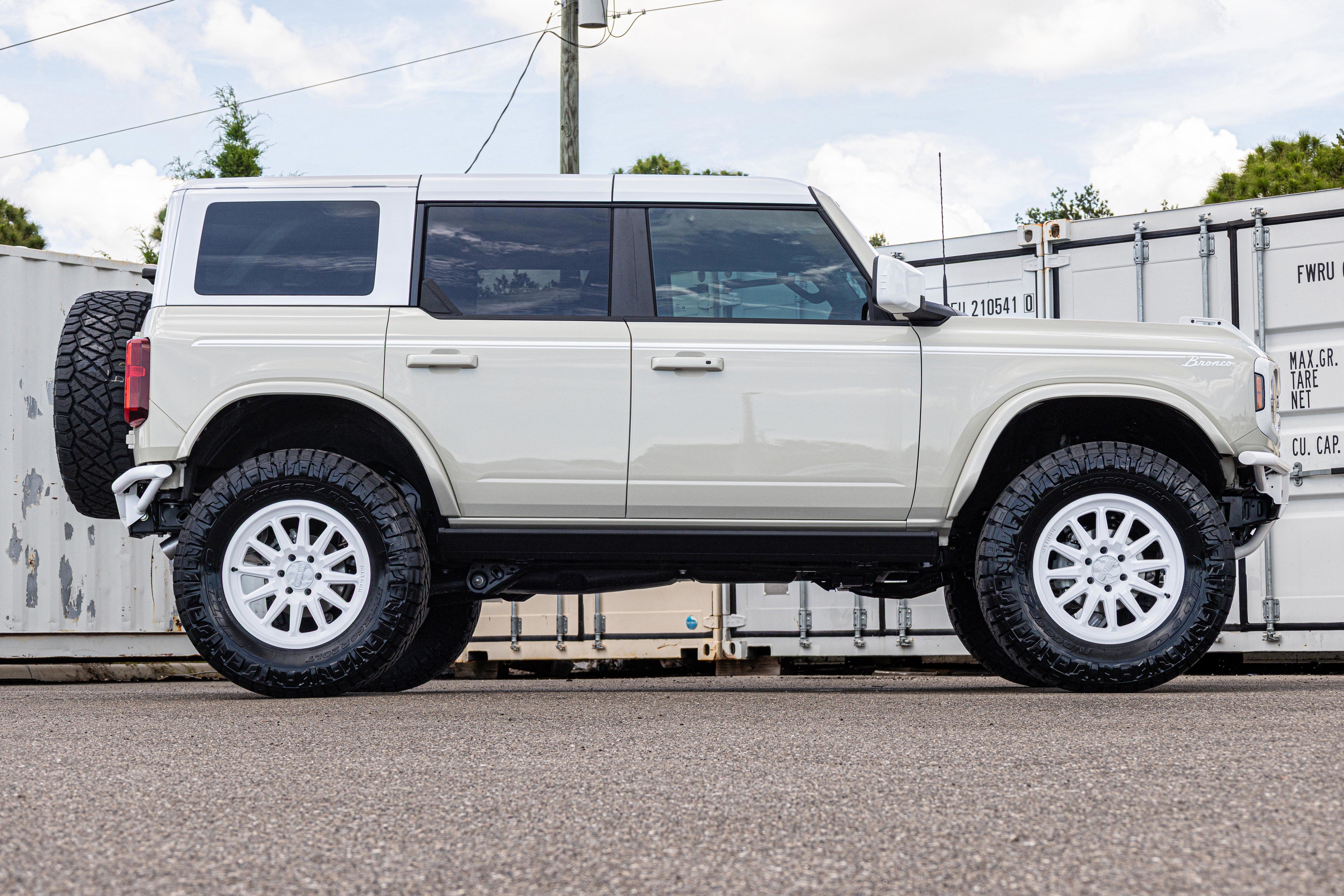 2026 Ford Bronco Heritage Edition