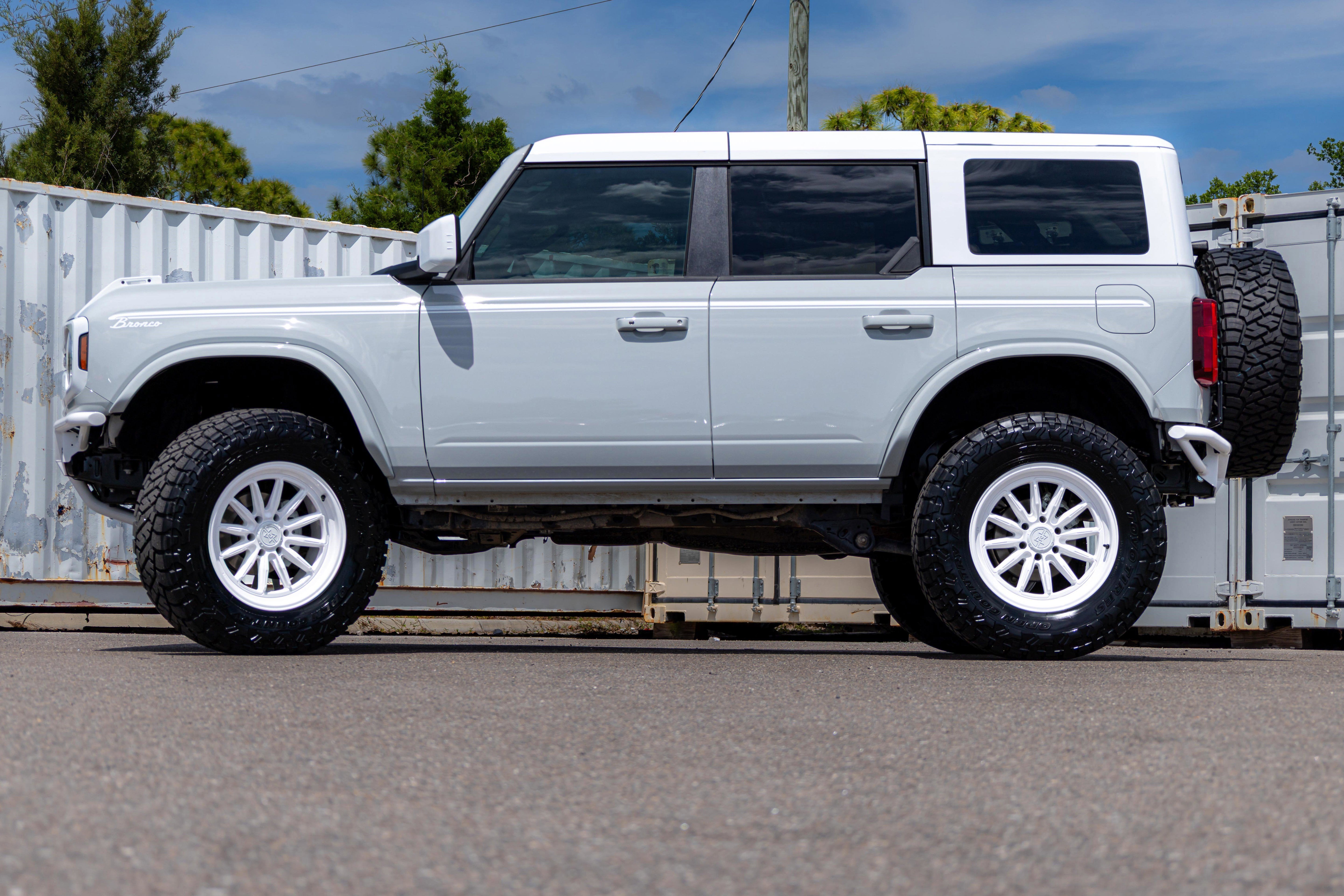 2026 Ford Bronco Heritage Edition