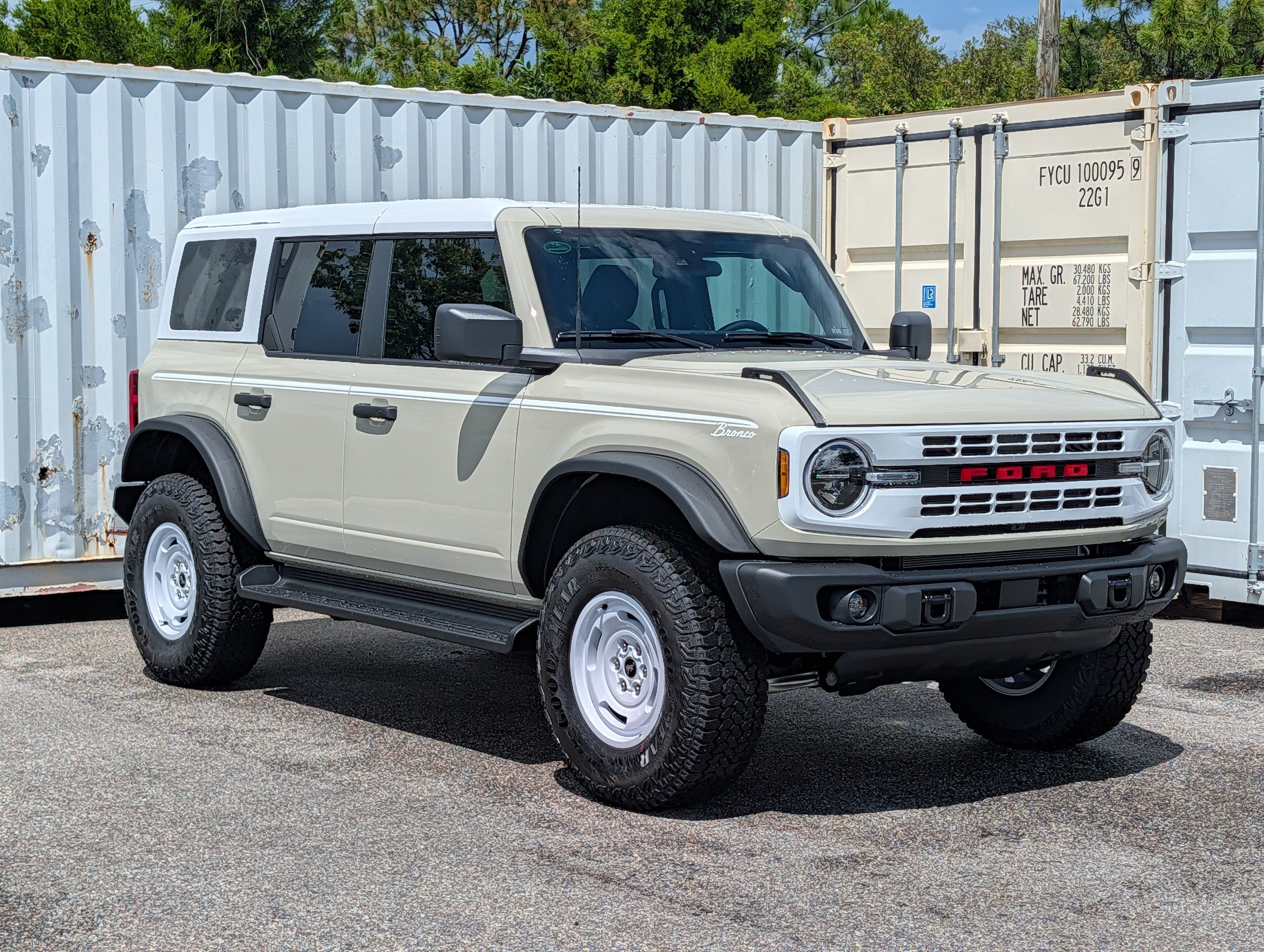 2026 Ford Bronco Heritage Edition