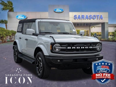 2026 Ford Bronco Outer Banks