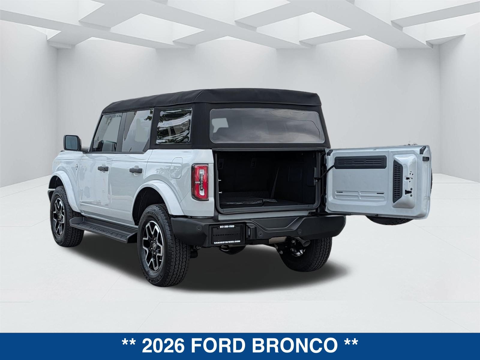 2026 Ford Bronco Outer Banks