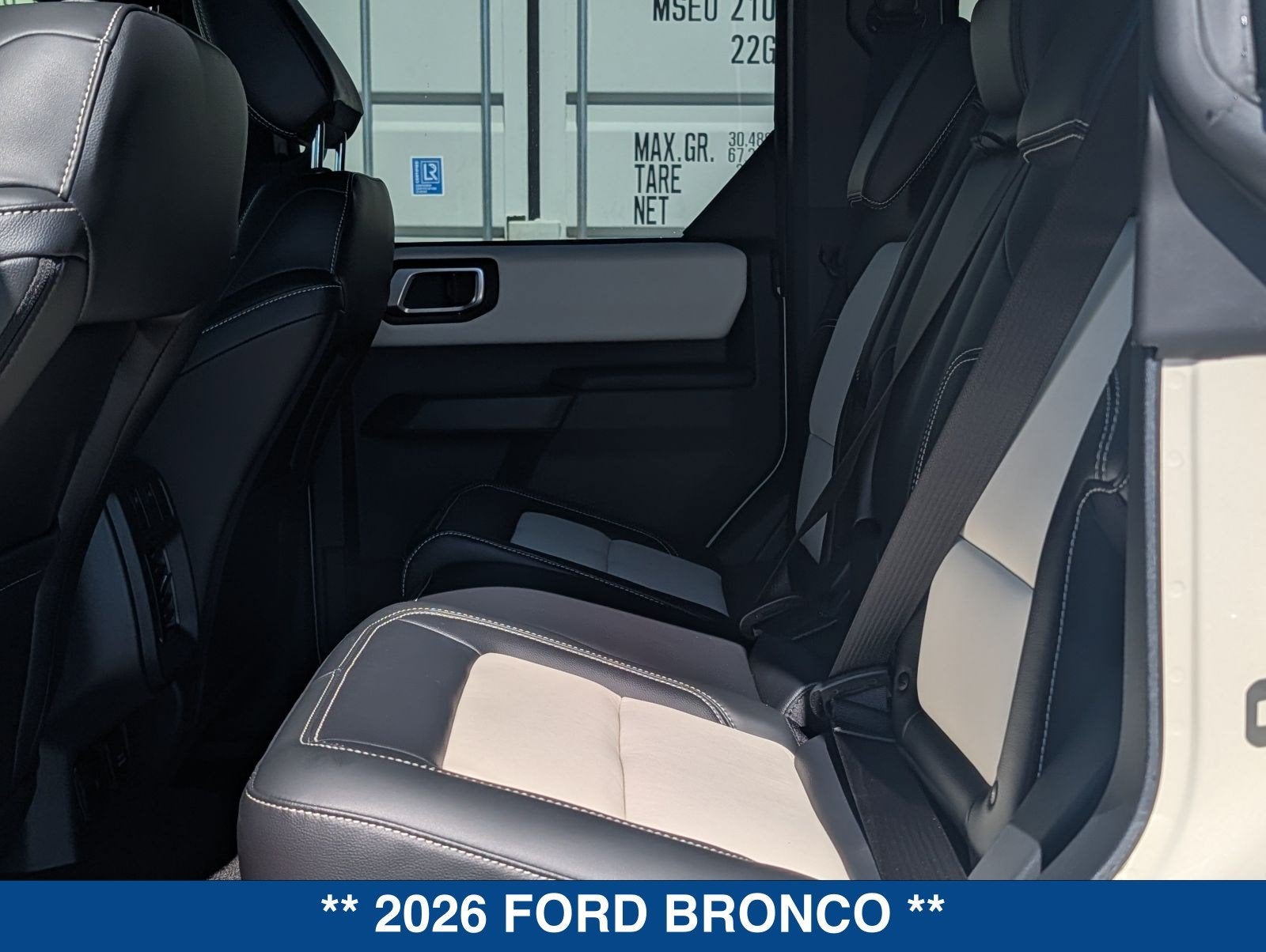 2026 Ford Bronco Outer Banks