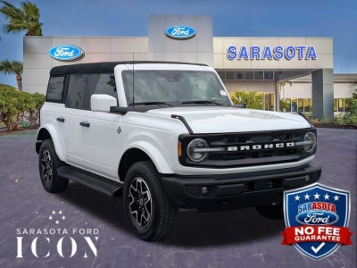 2026 Ford Bronco Outer Banks