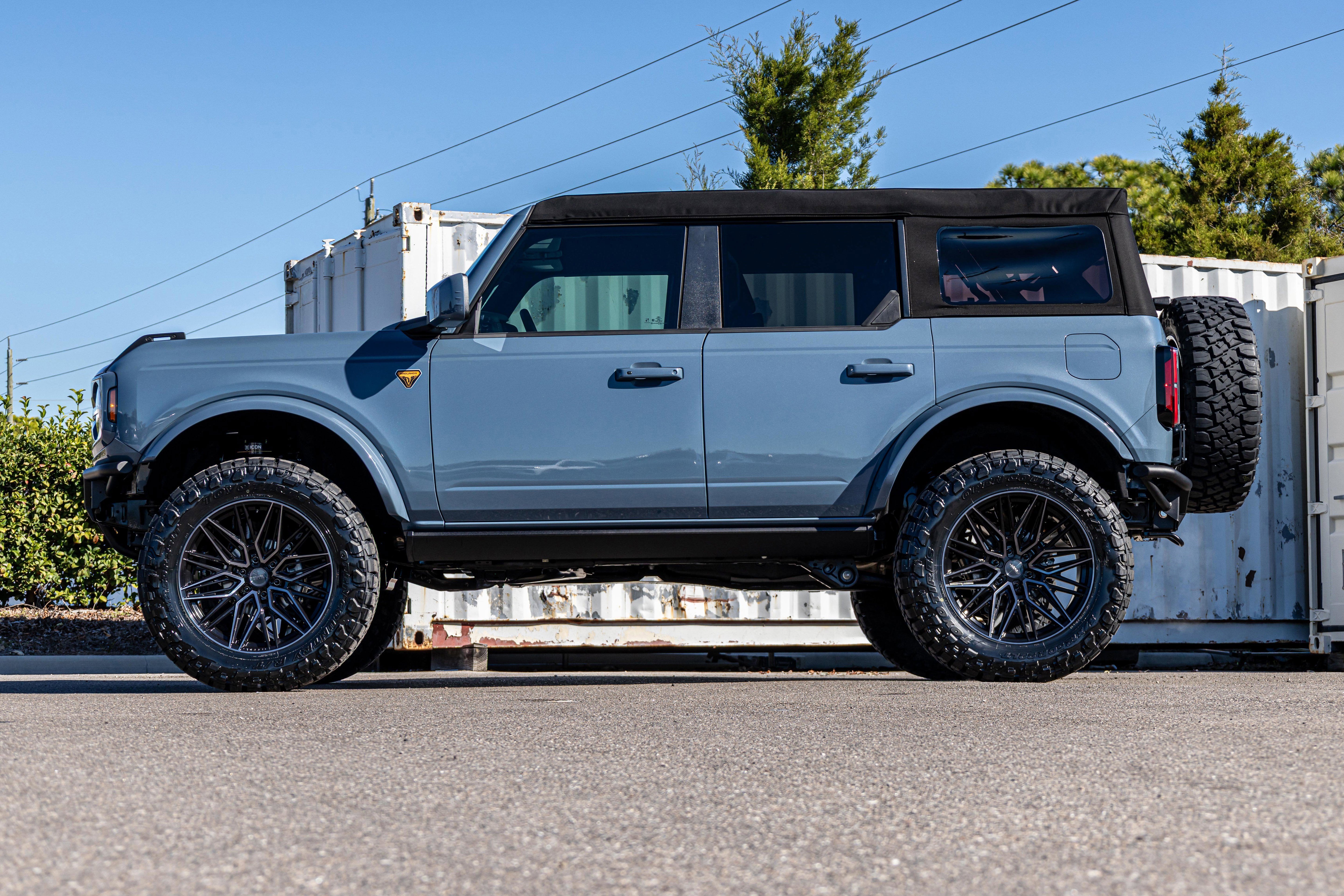 2025 Ford Bronco Badlands