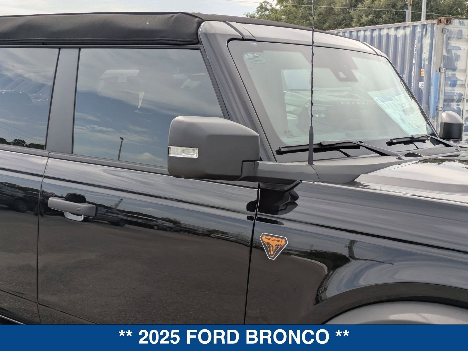 2025 Ford Bronco Badlands