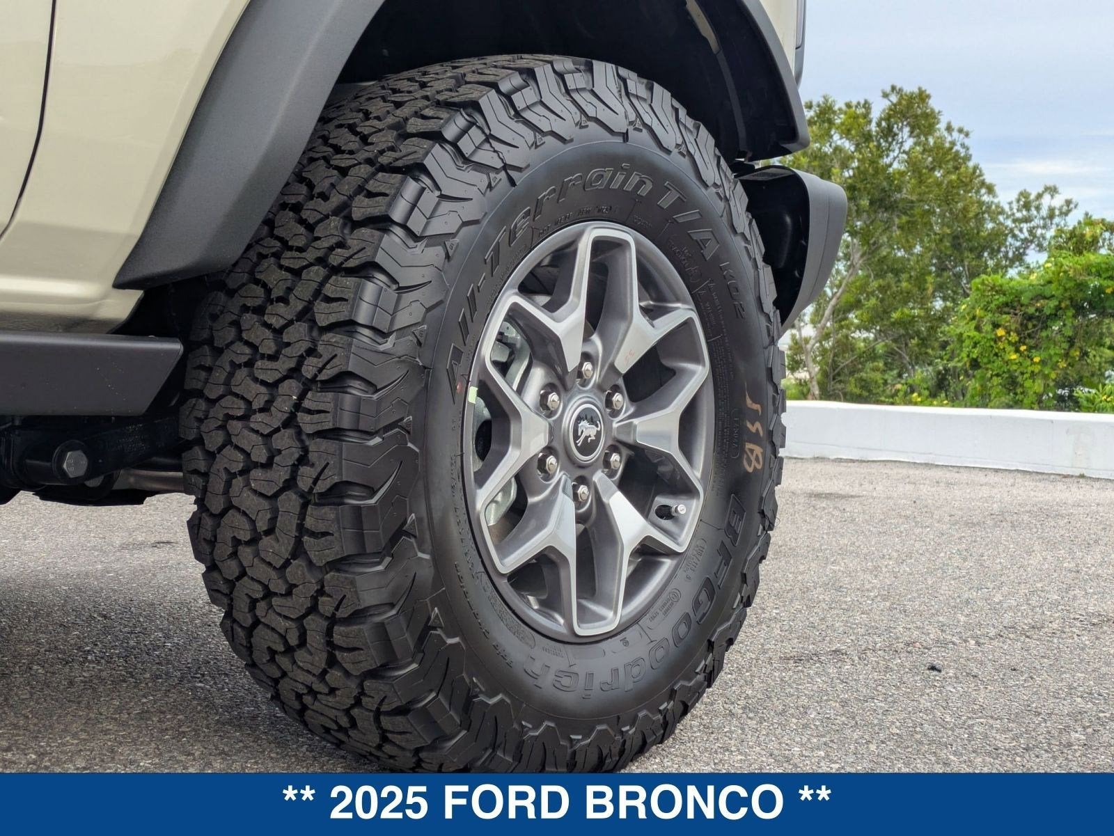 2025 Ford Bronco Badlands