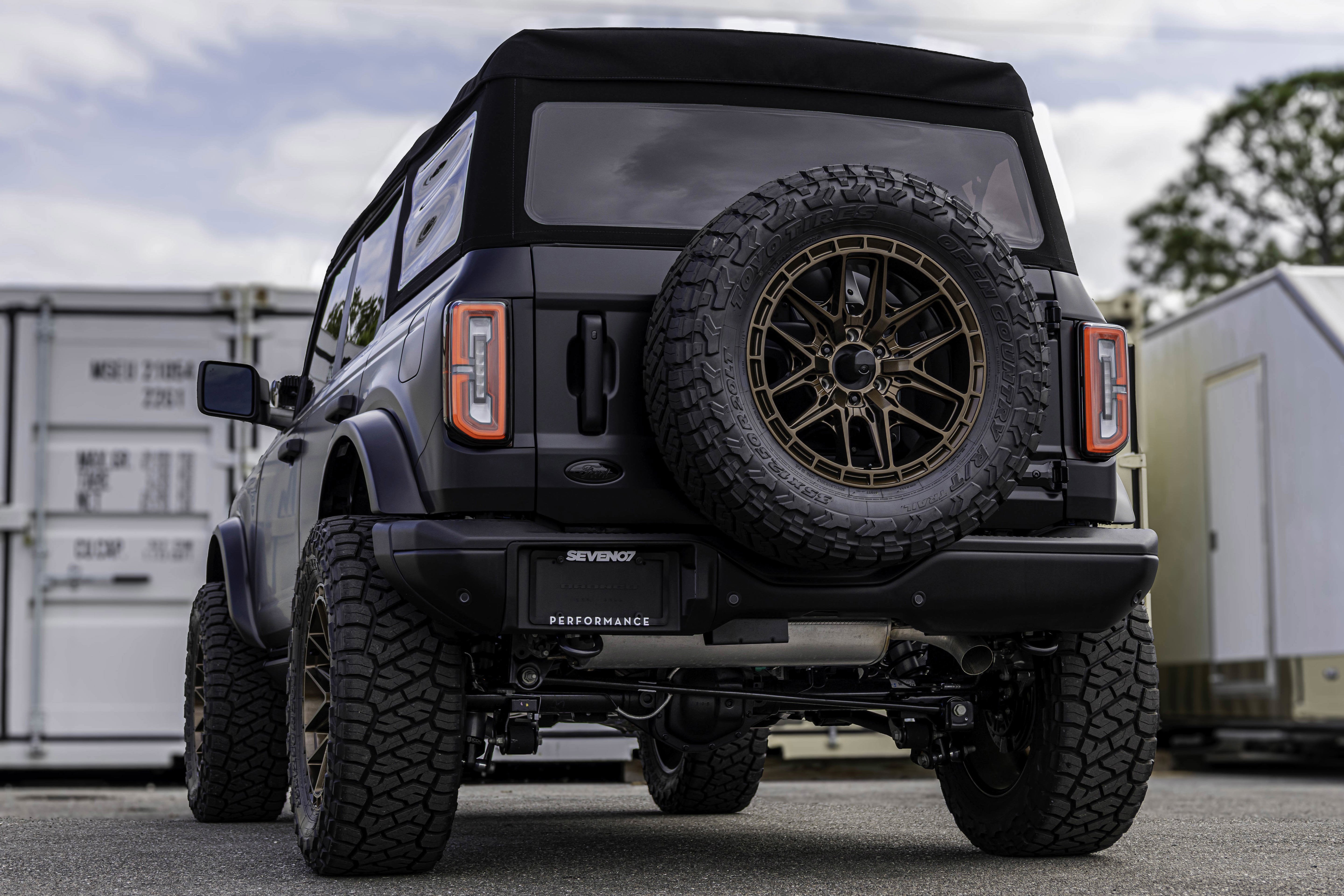 2025 Ford Bronco Badlands