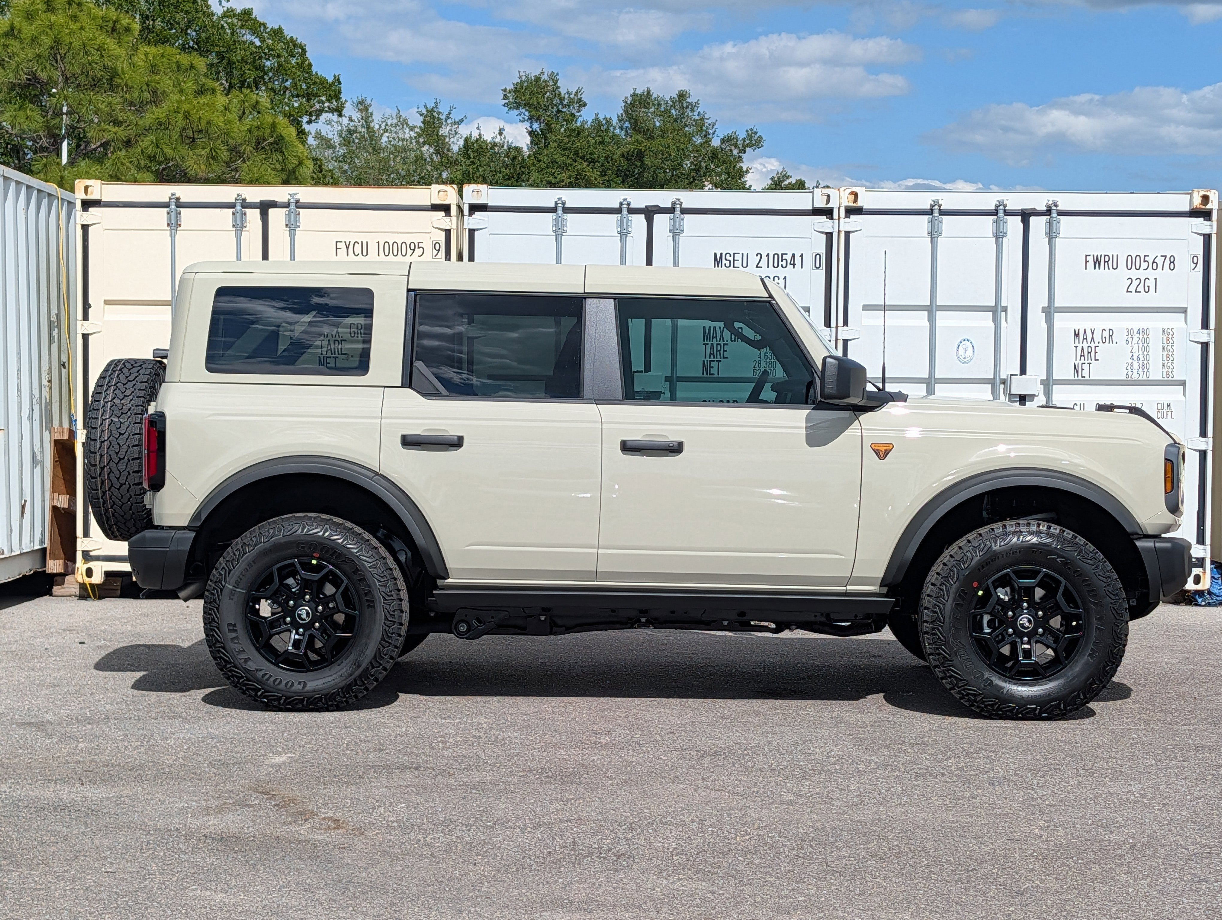 2026 Ford Bronco Badlands