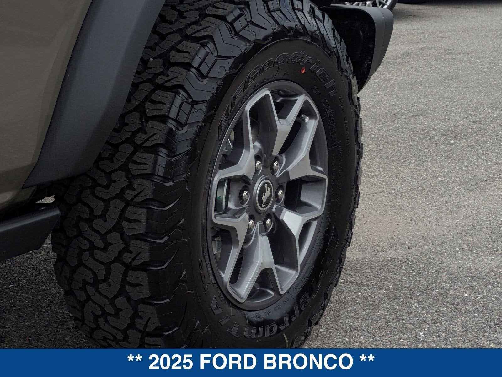 2025 Ford Bronco Badlands