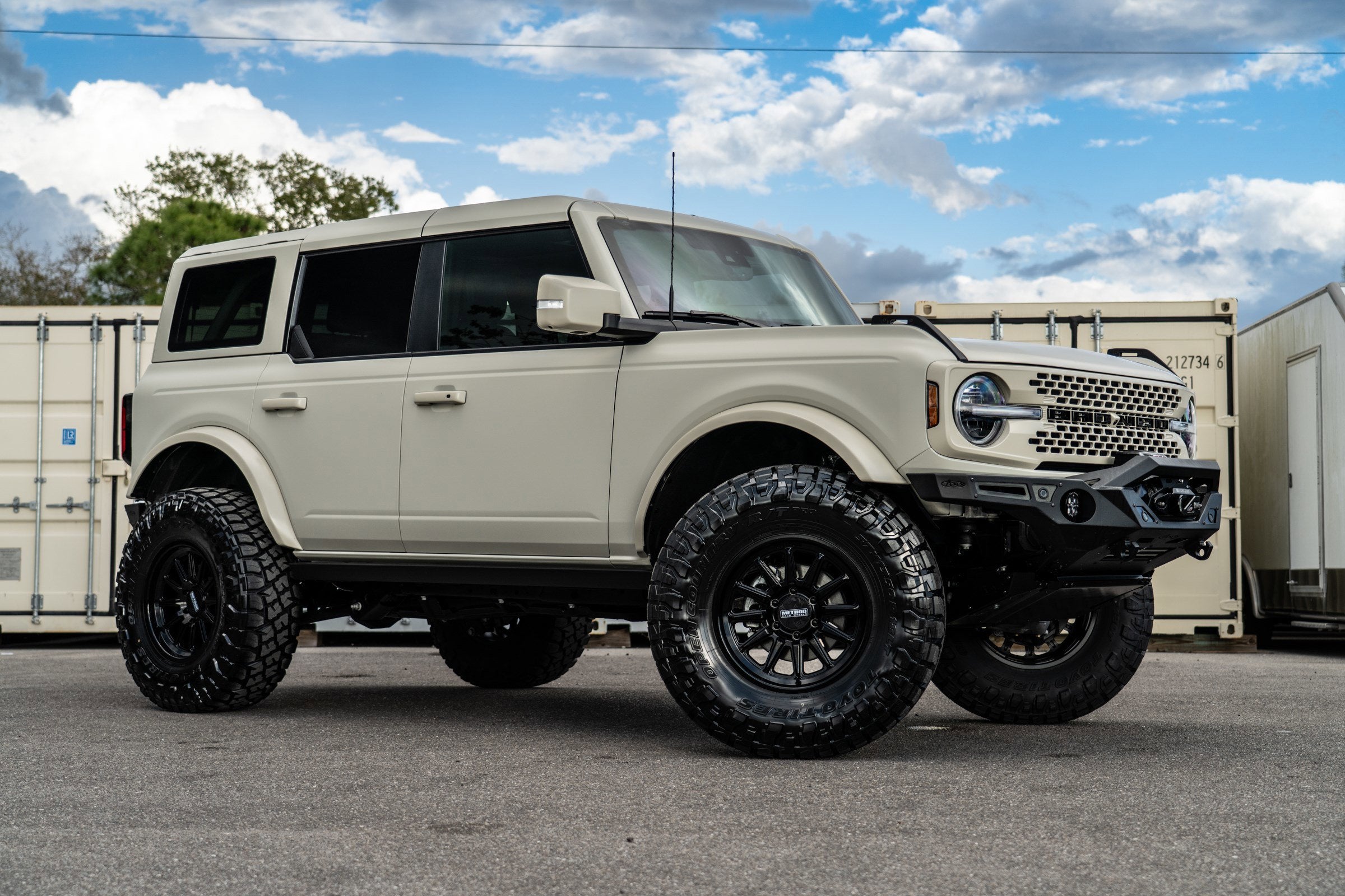 2025 Ford Bronco Badlands