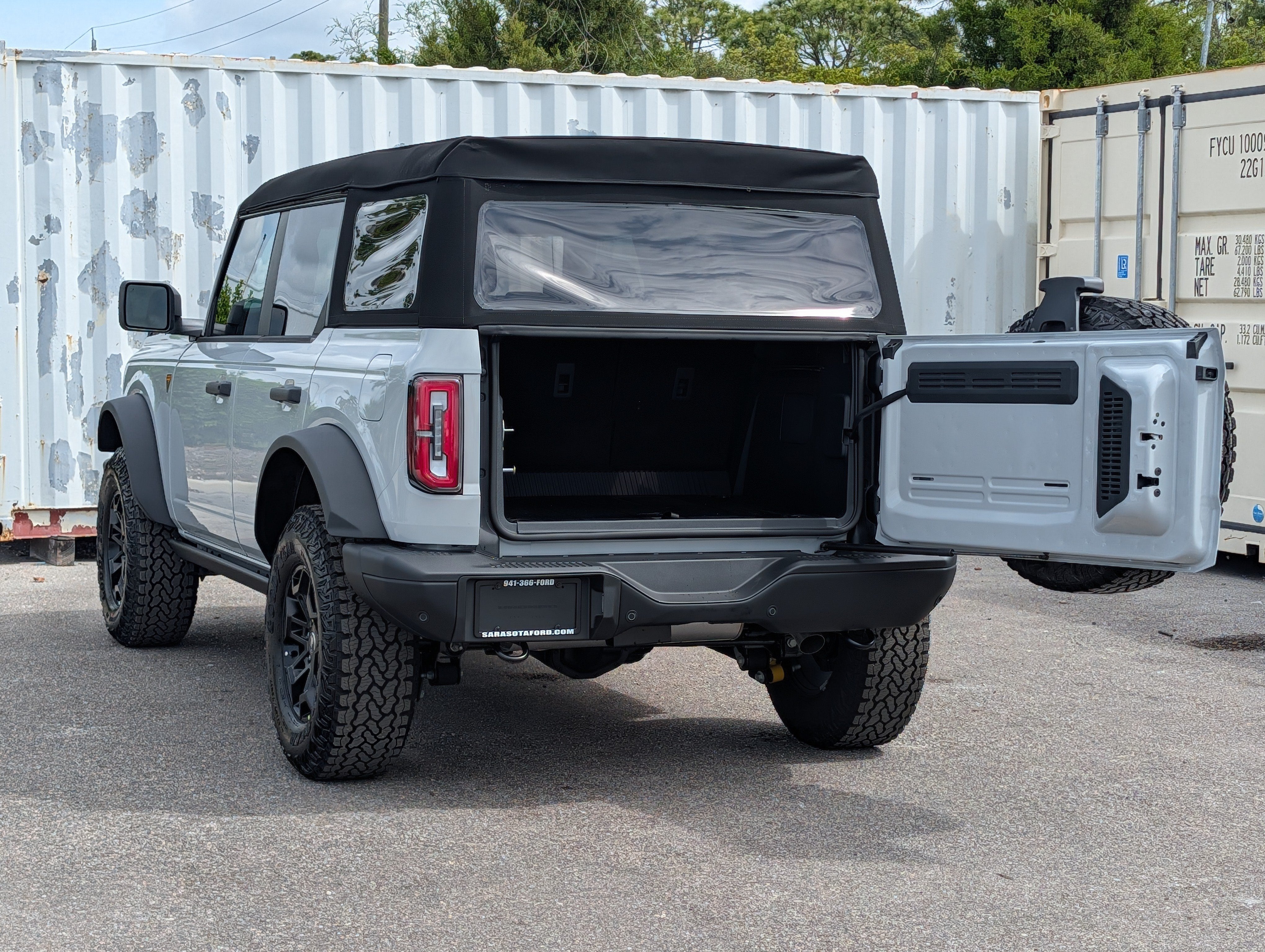 2026 Ford Bronco Badlands