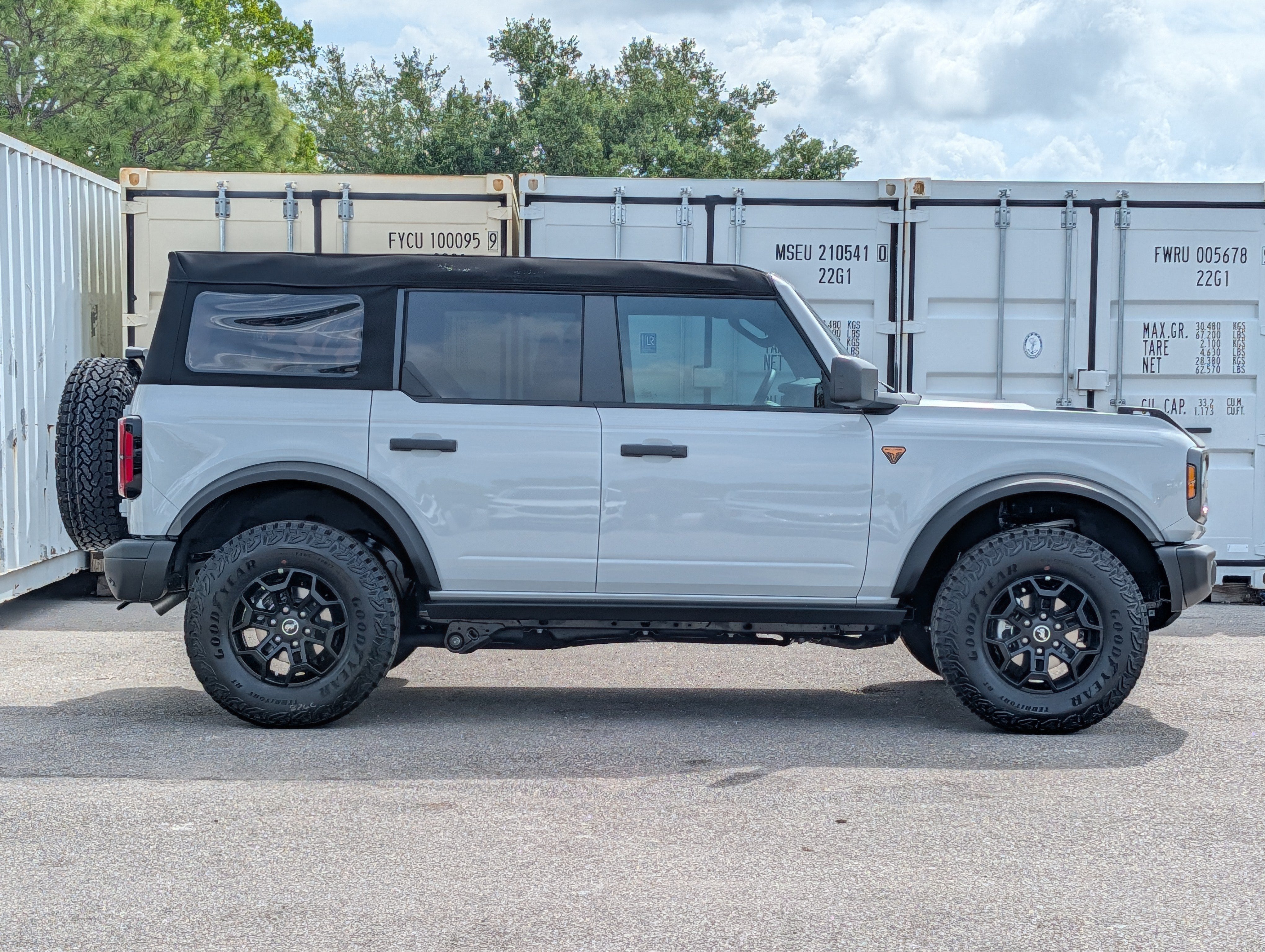 2026 Ford Bronco Badlands