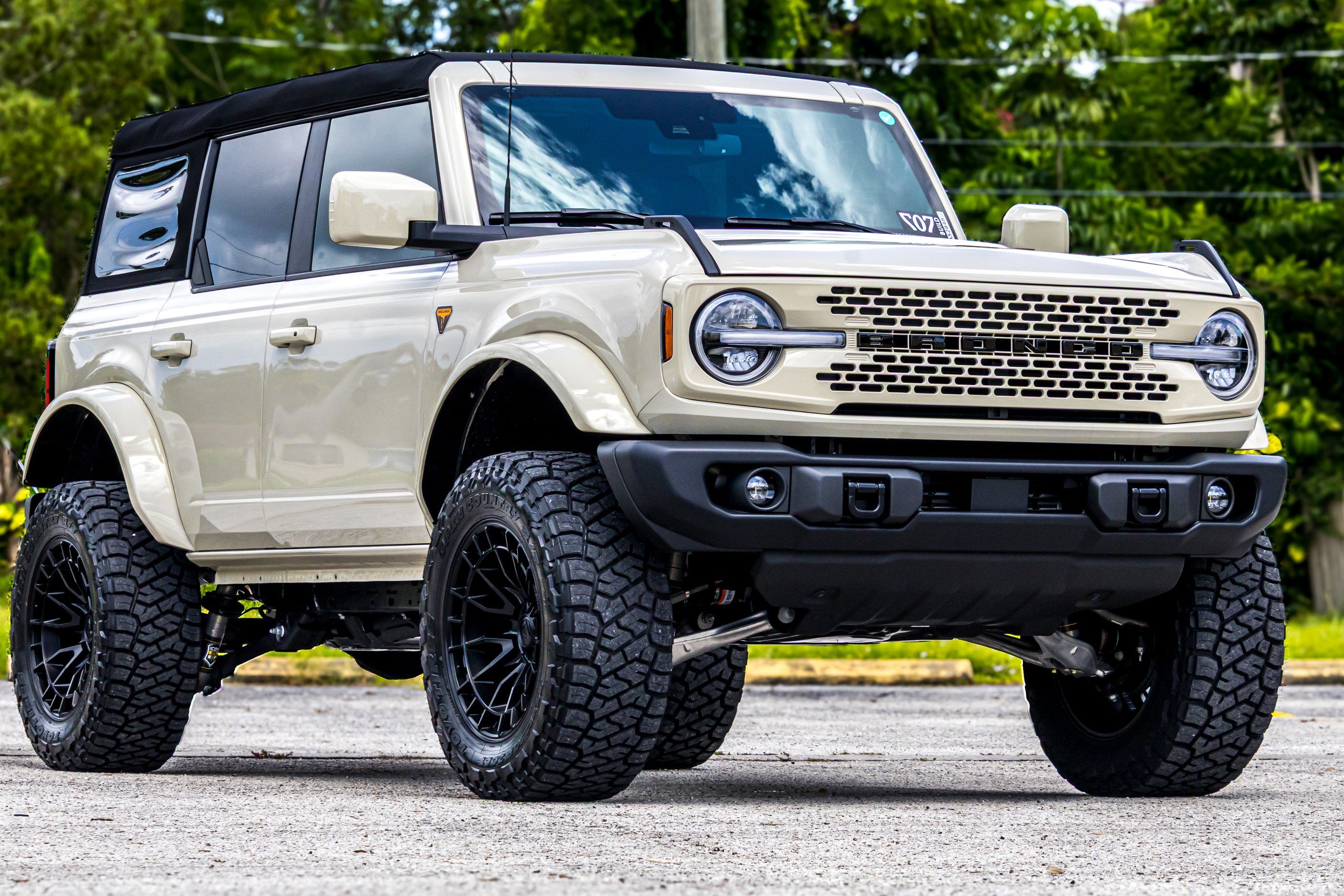 2025 Ford Bronco Badlands