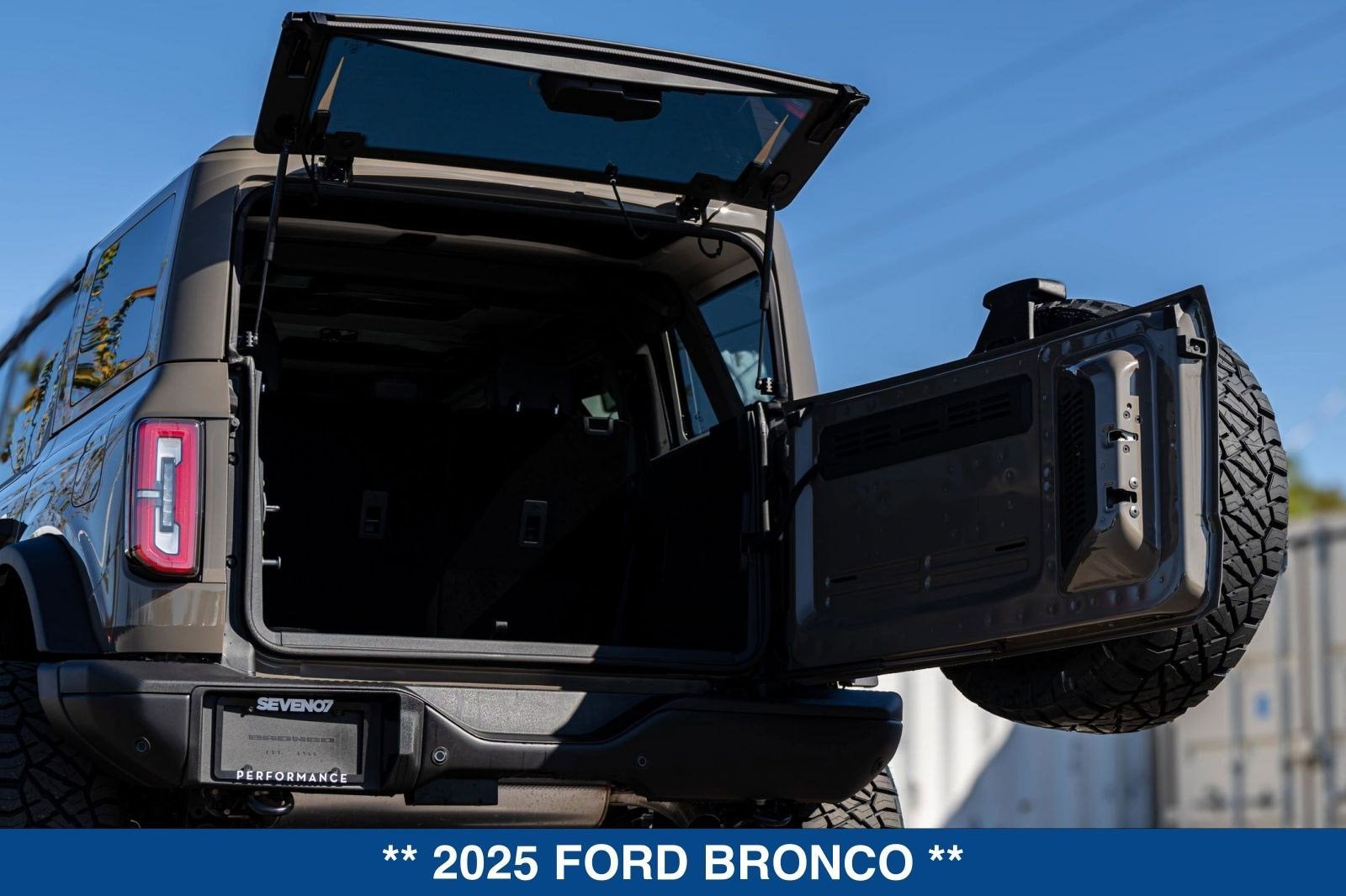 2025 Ford Bronco Badlands