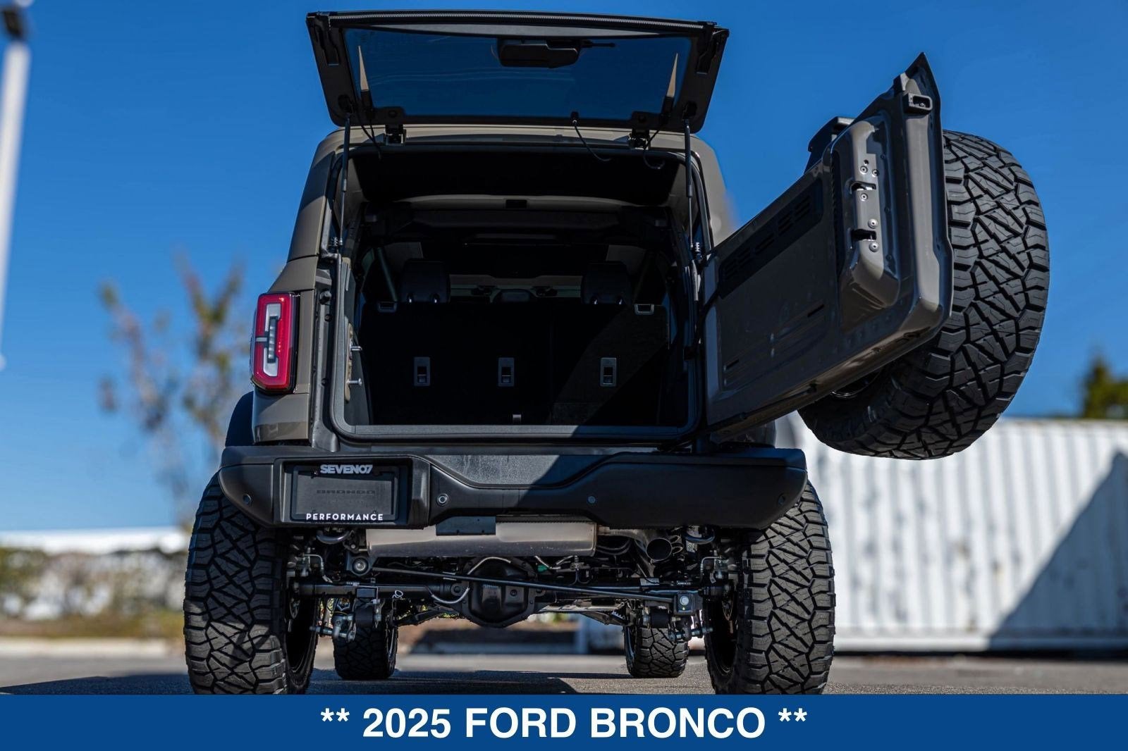 2025 Ford Bronco Badlands