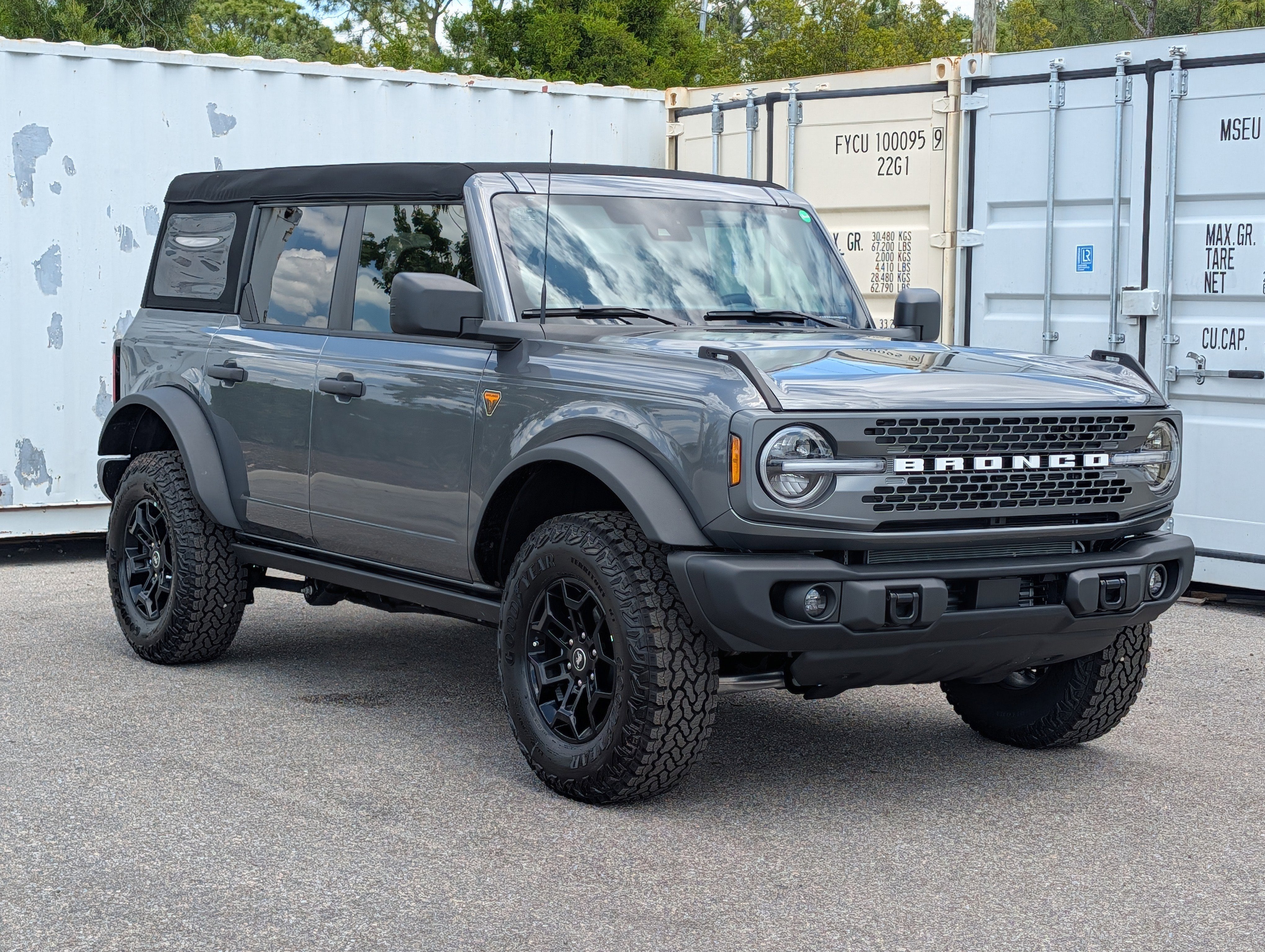 2026 Ford Bronco Badlands
