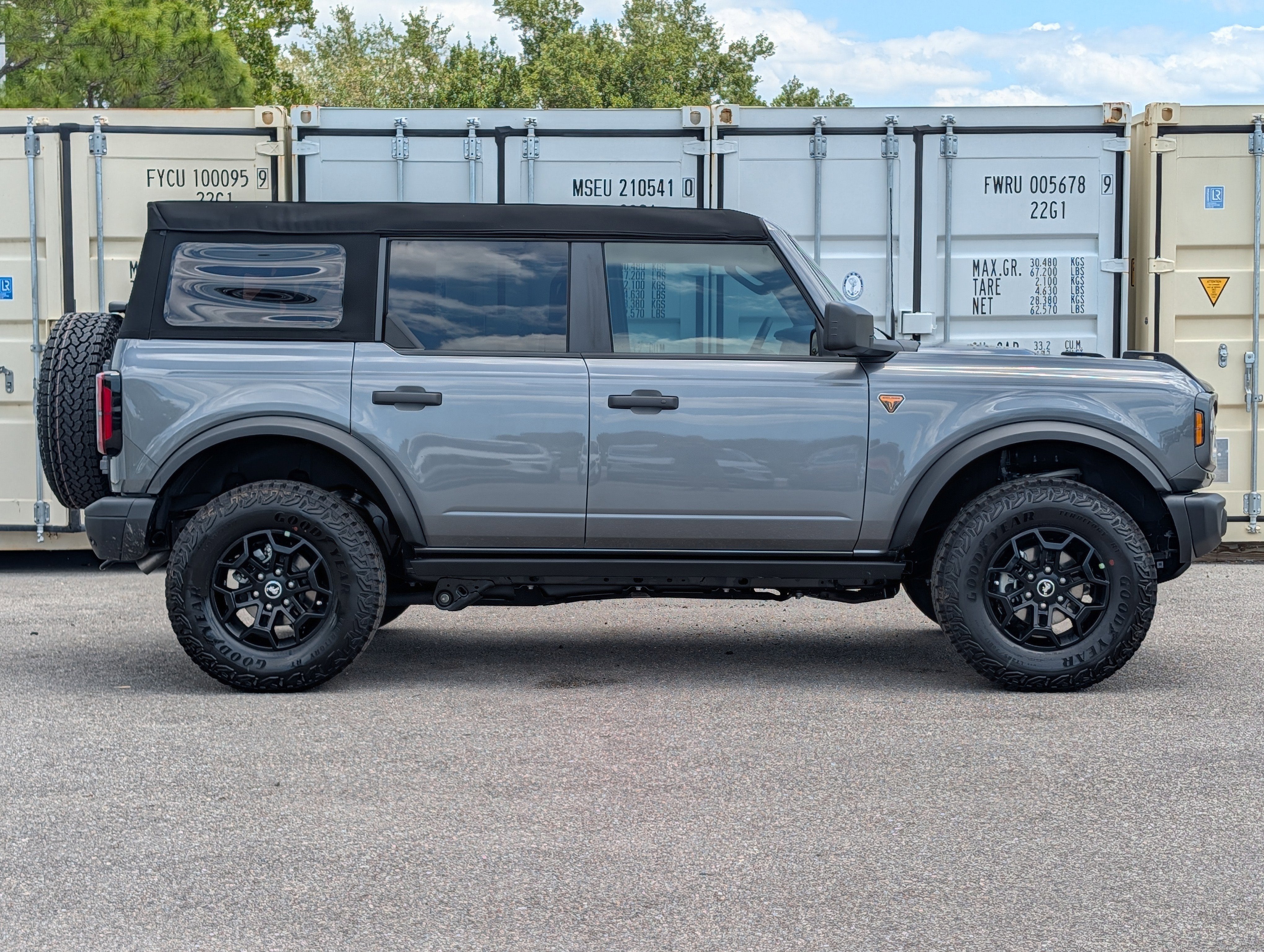 2026 Ford Bronco Badlands
