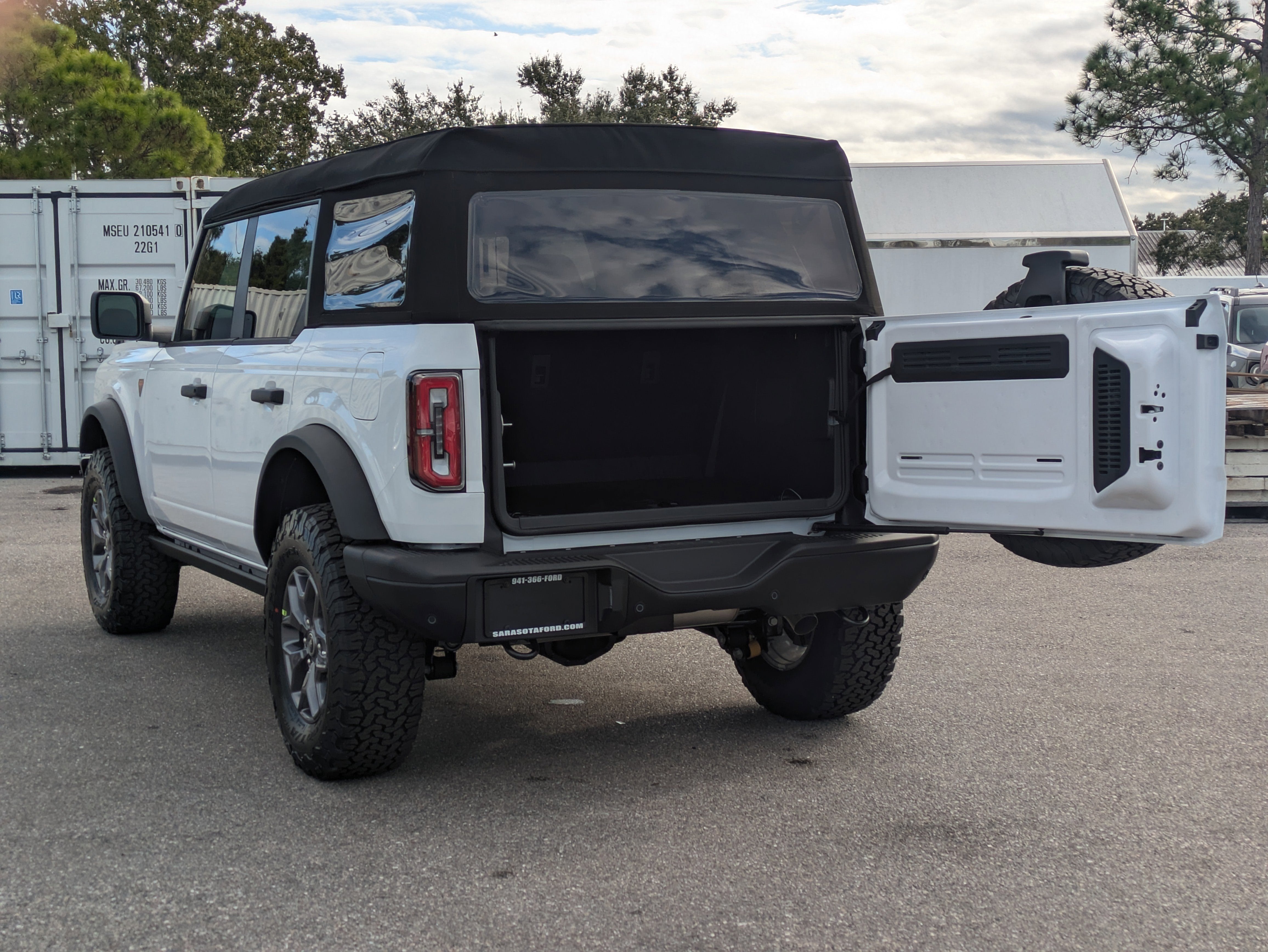 2025 Ford Bronco Badlands