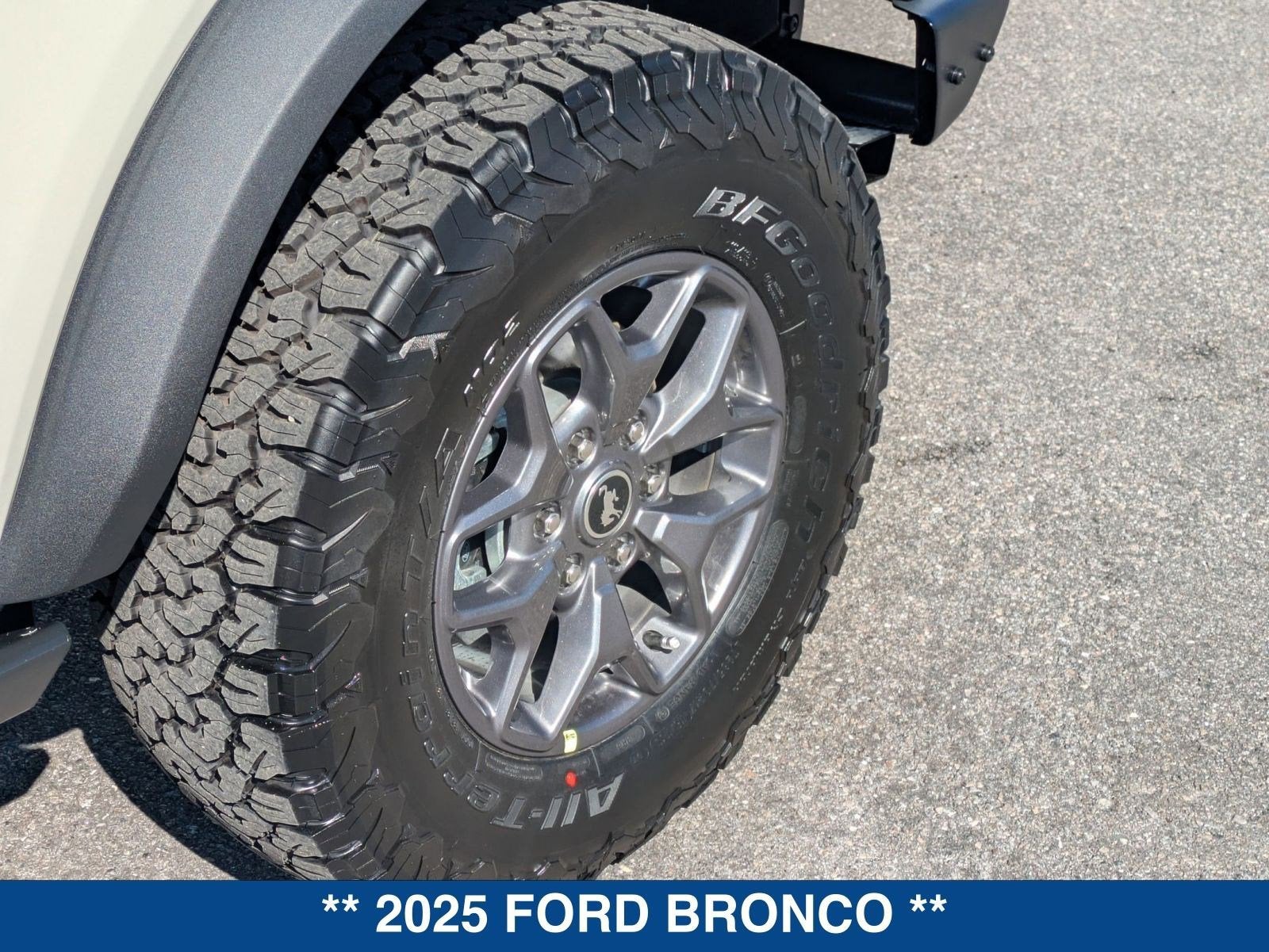 2025 Ford Bronco Badlands