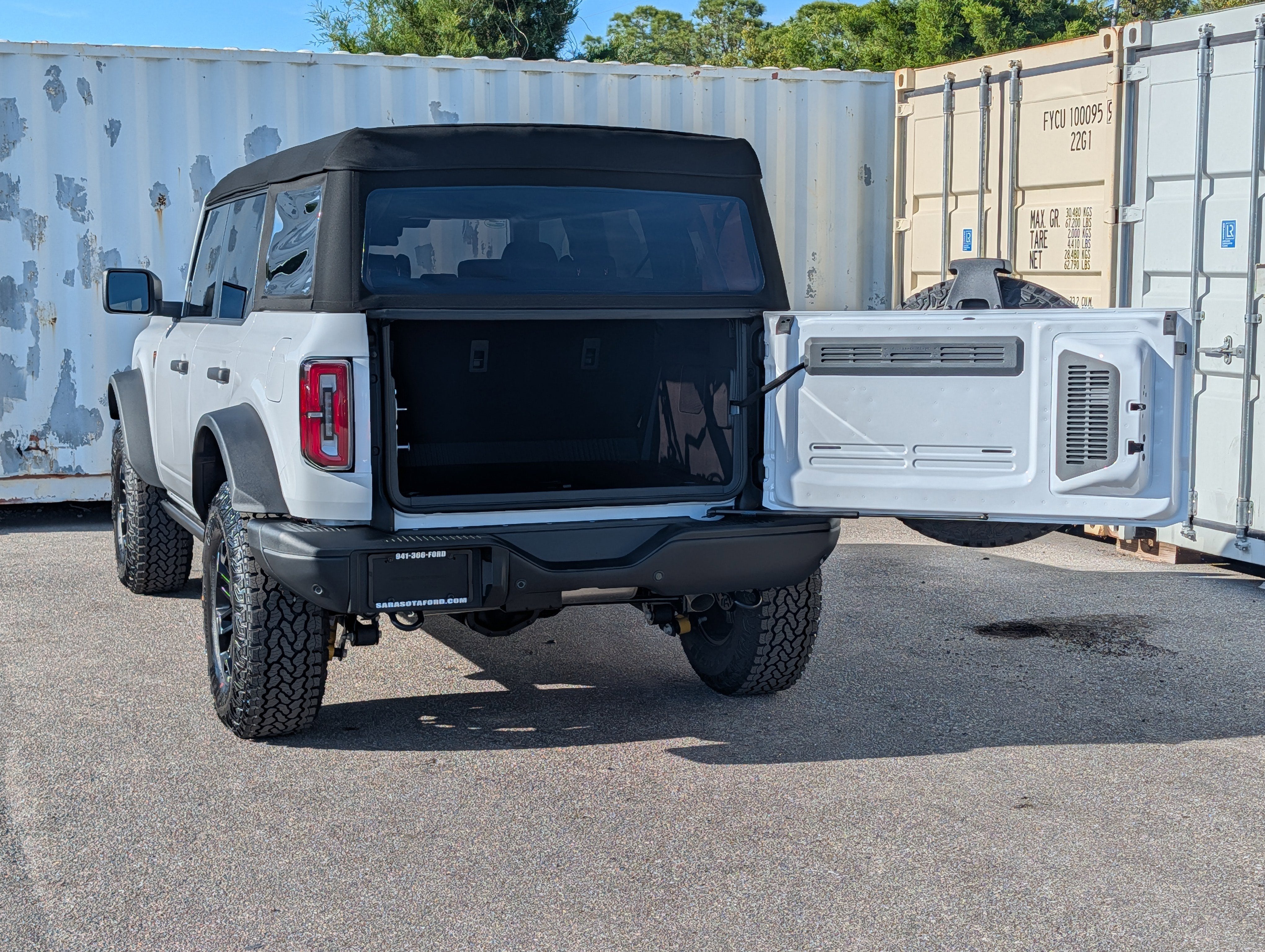 2026 Ford Bronco Badlands