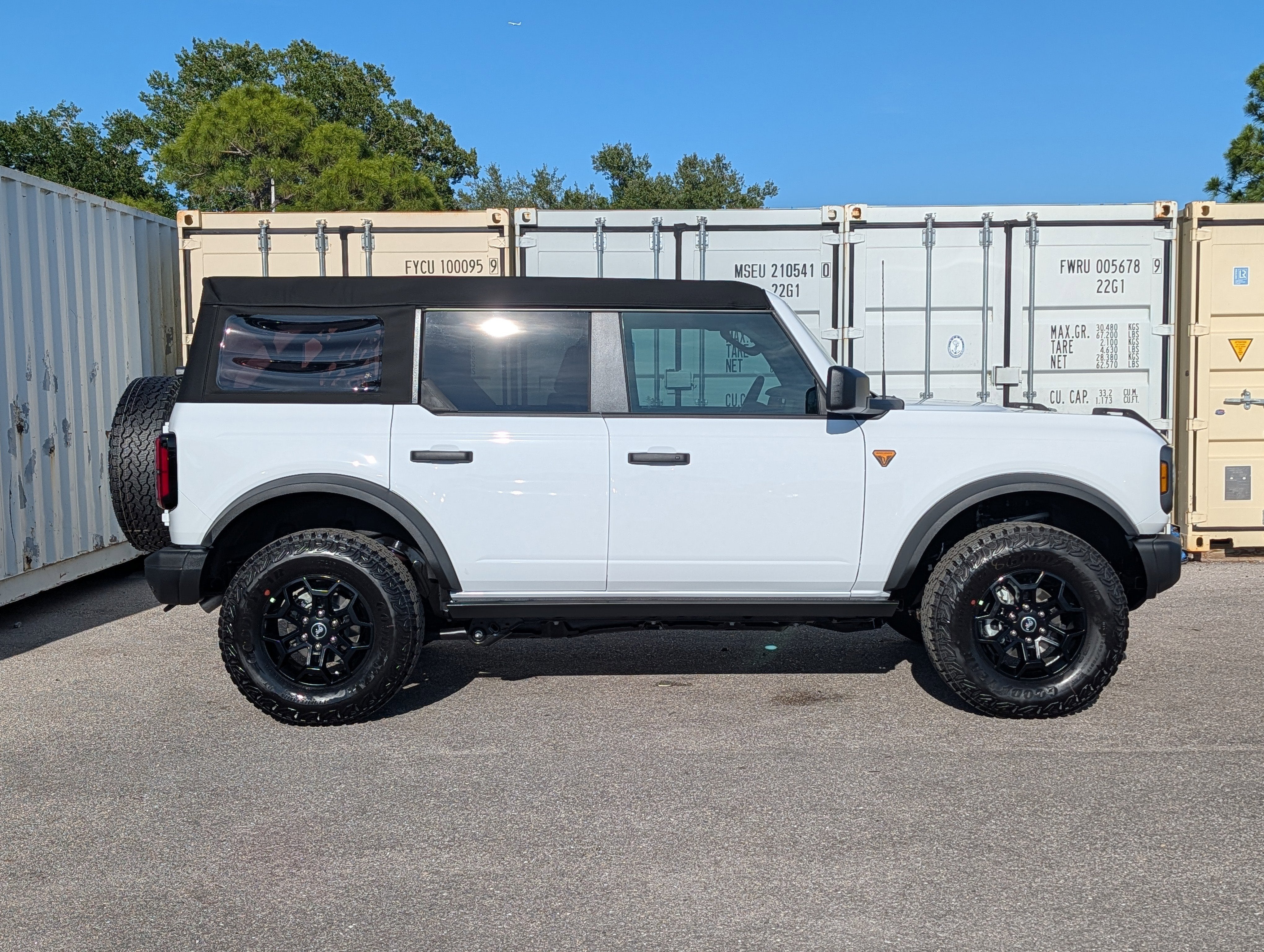 2026 Ford Bronco Badlands