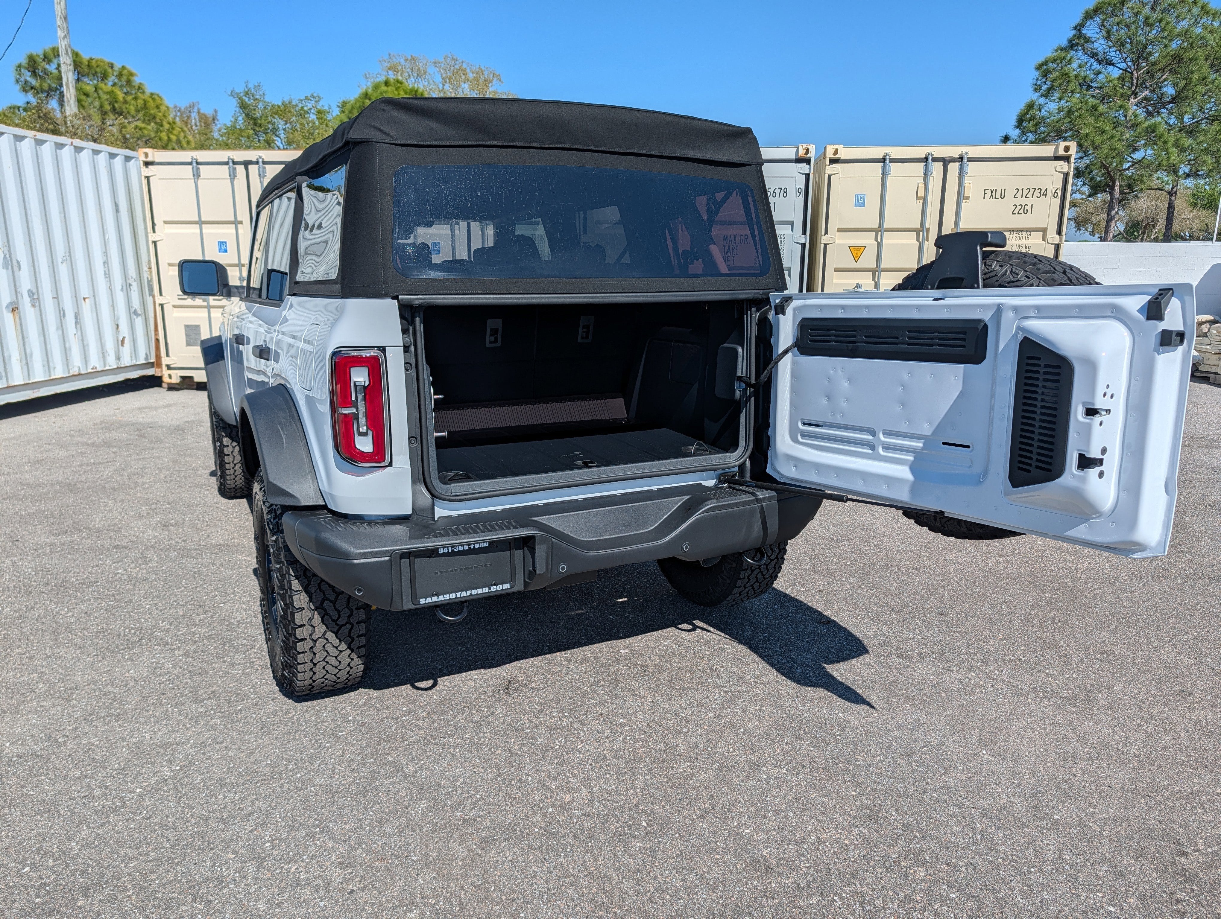 2026 Ford Bronco Badlands