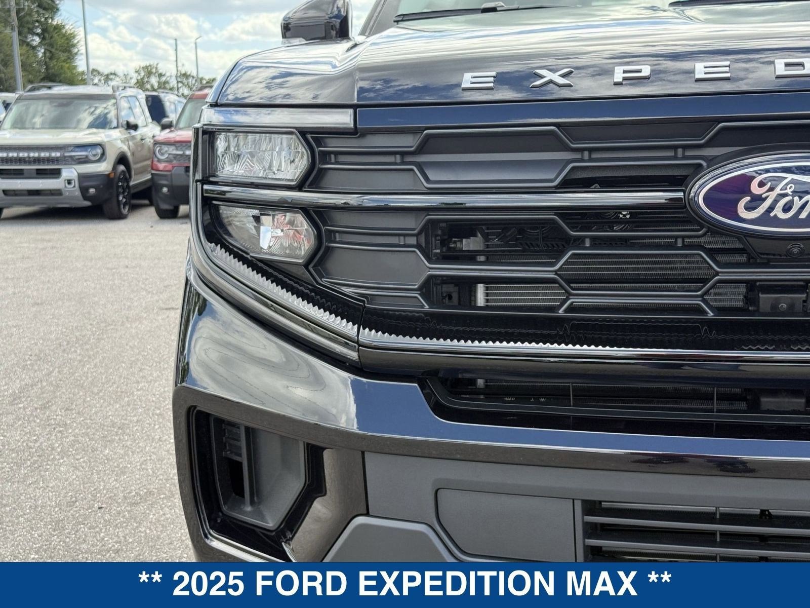 2025 Ford Expedition Max Active