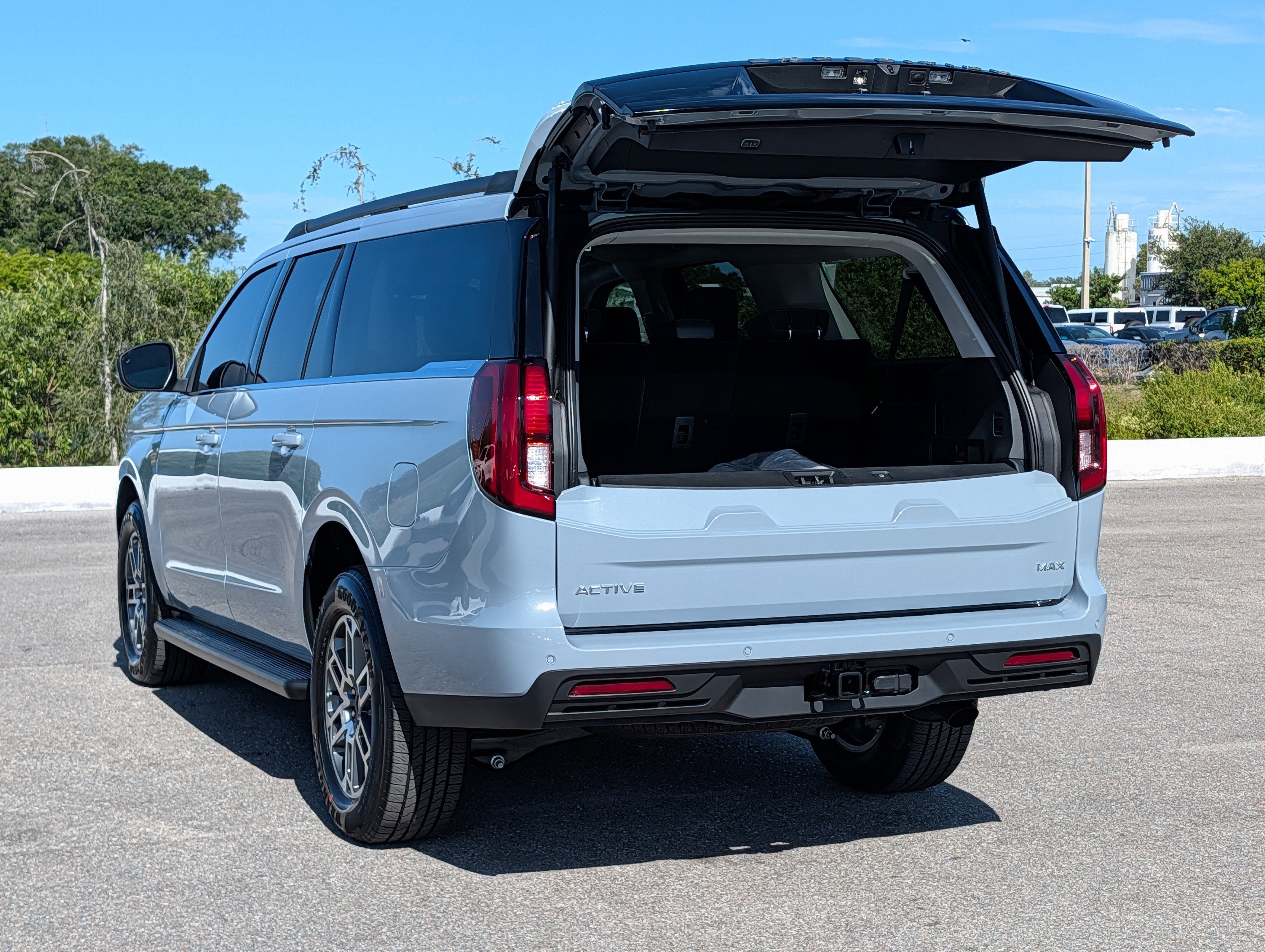 2026 Ford Expedition Max Active