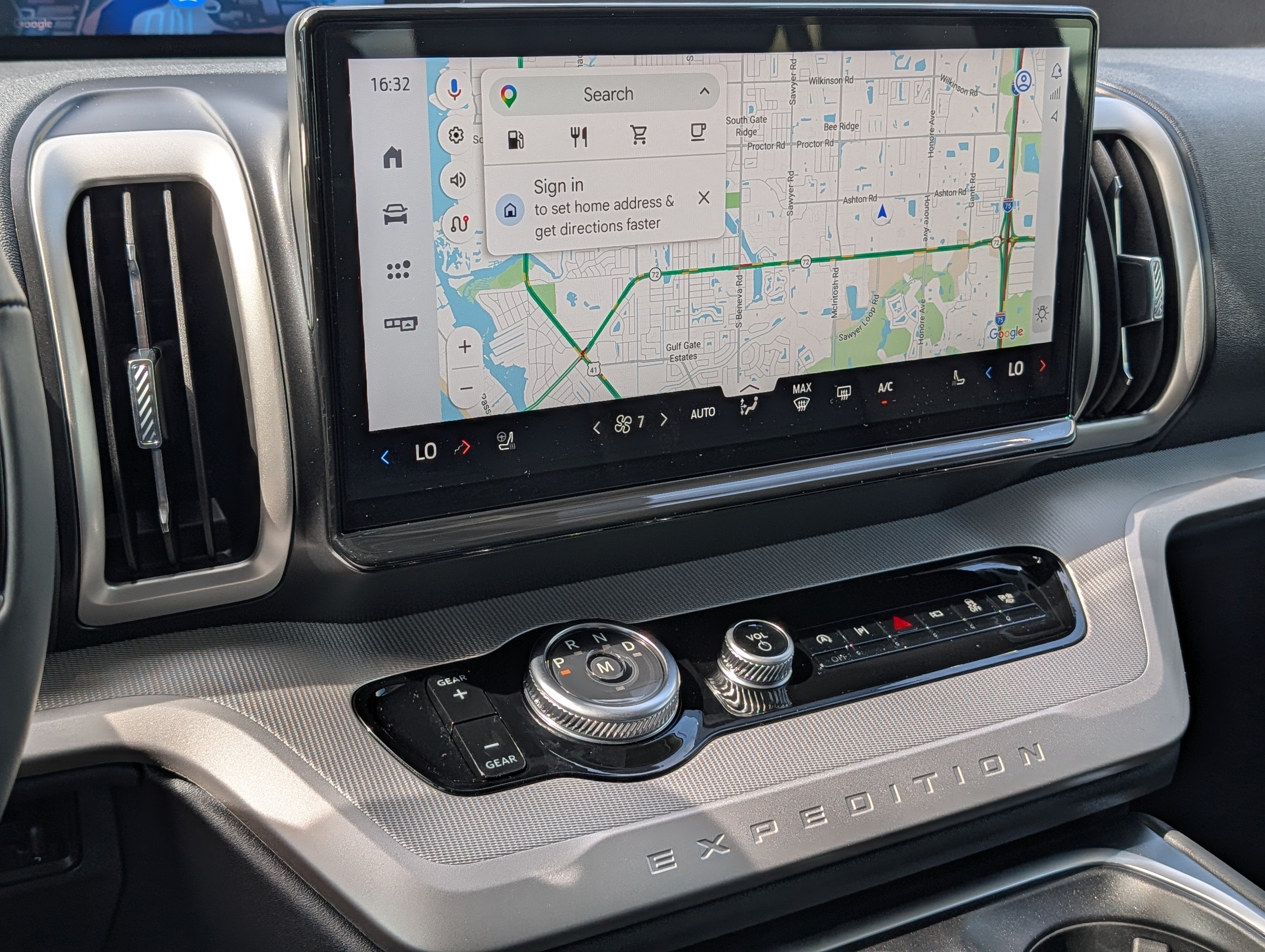 2026 Ford Expedition Max Active