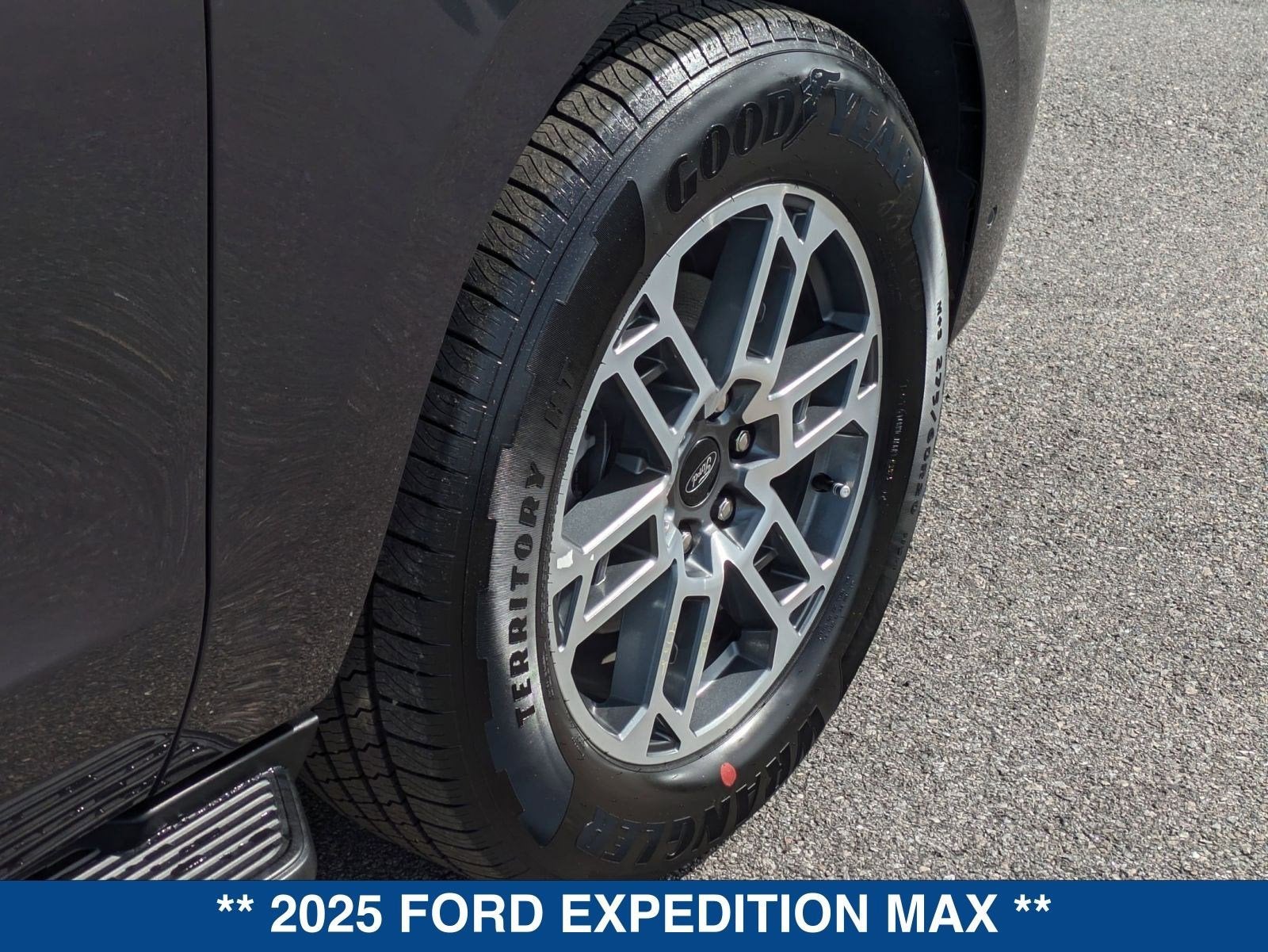 2025 Ford Expedition Max Active
