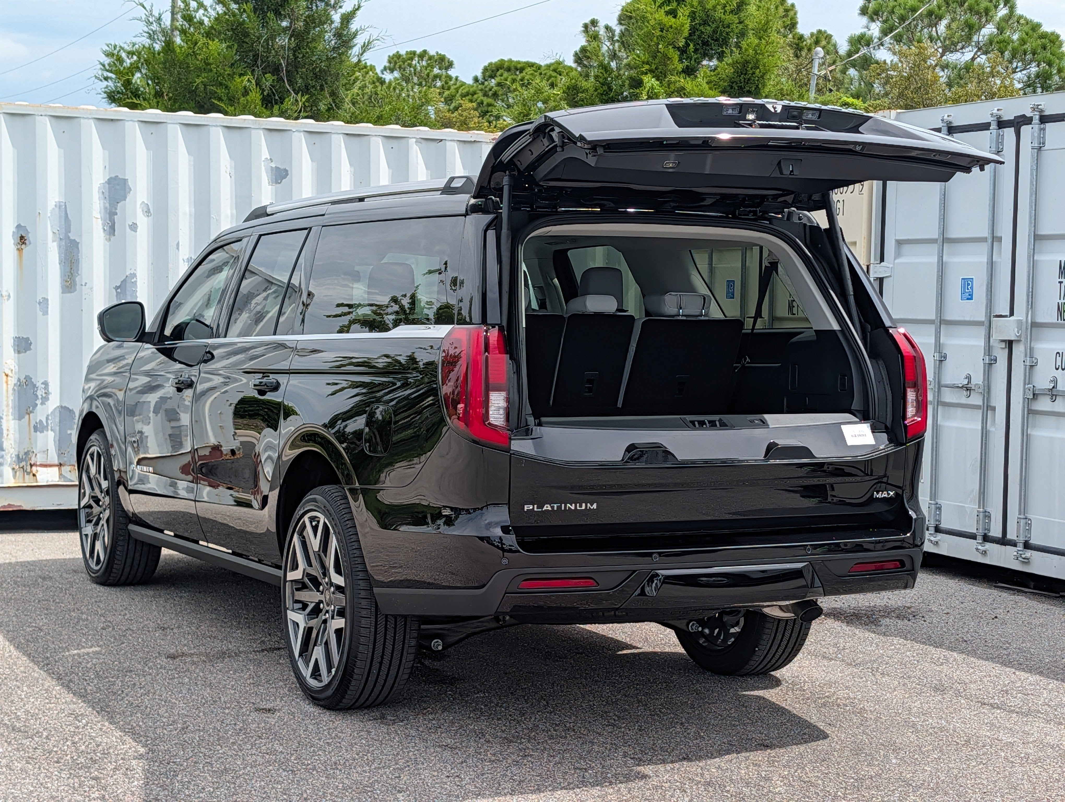 2027 Ford Expedition Max Platinum