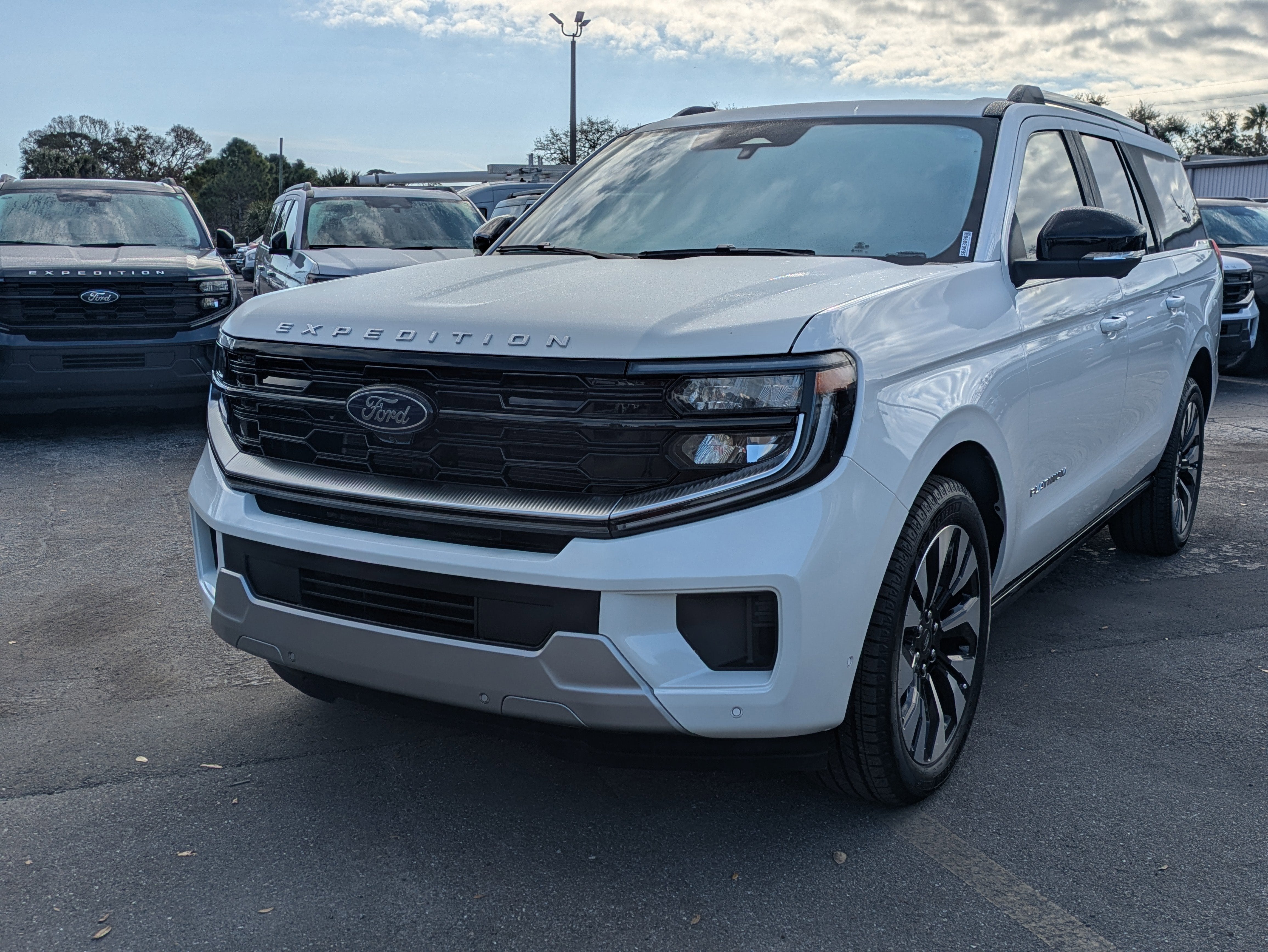 2025 Ford Expedition Max Platinum