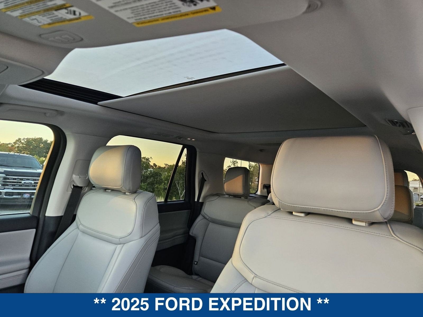2025 Ford Expedition Active