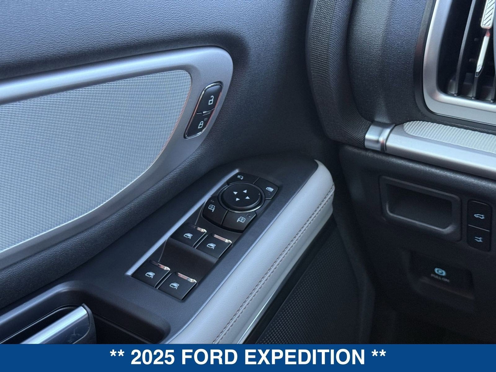 2025 Ford Expedition Active