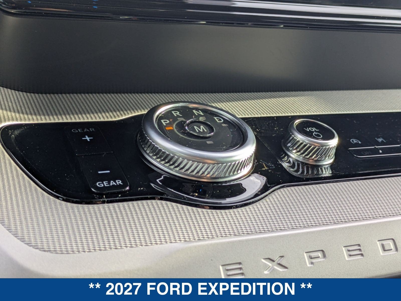 2027 Ford Expedition Active