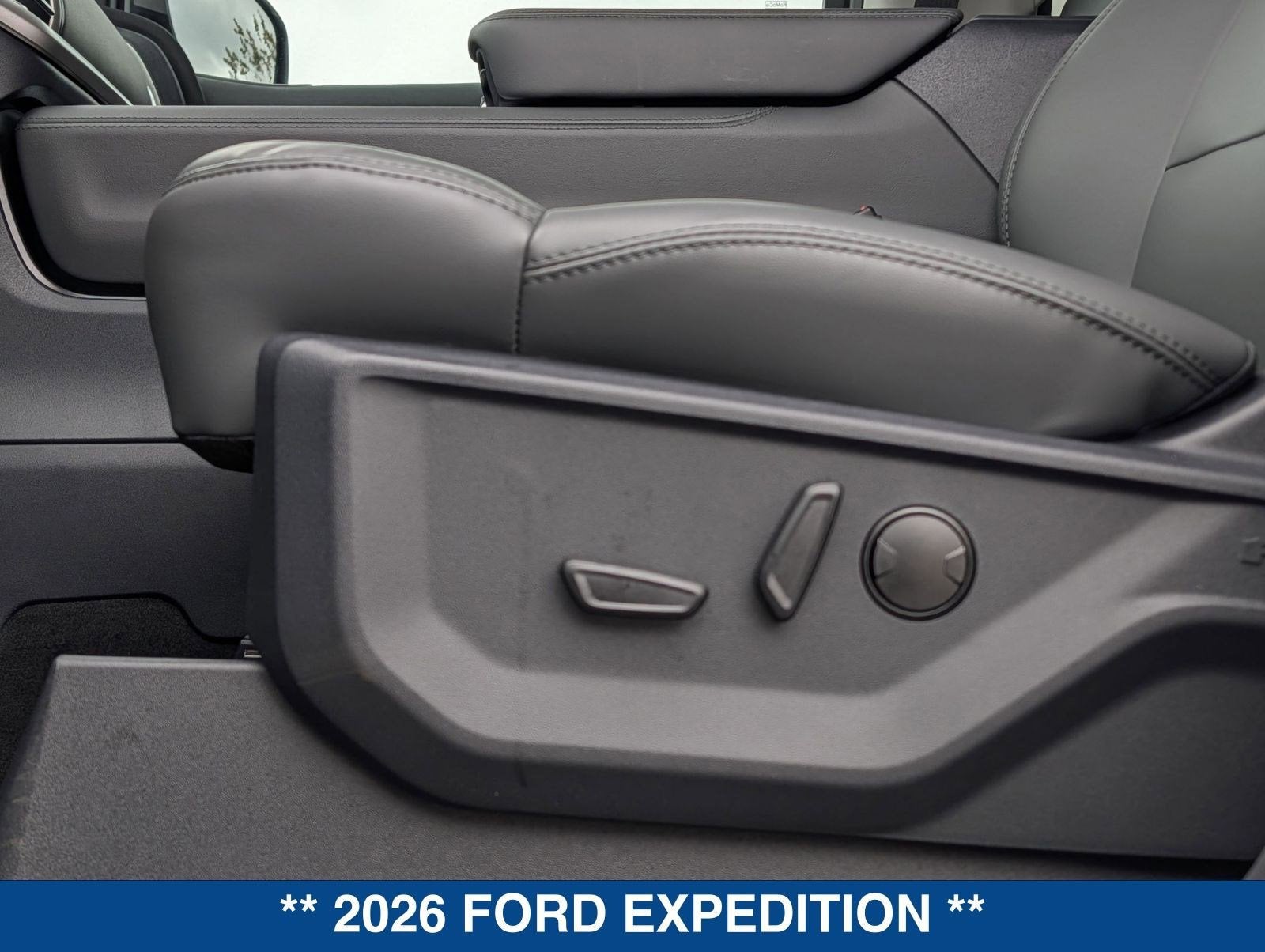 2026 Ford Expedition Active