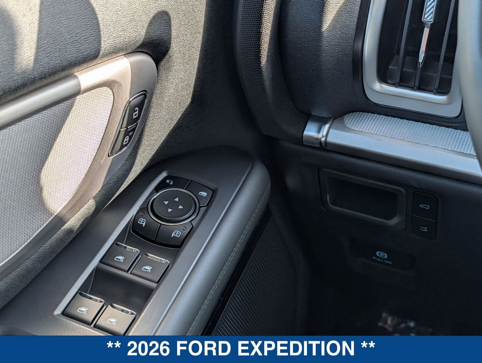 2026 Ford Expedition Active