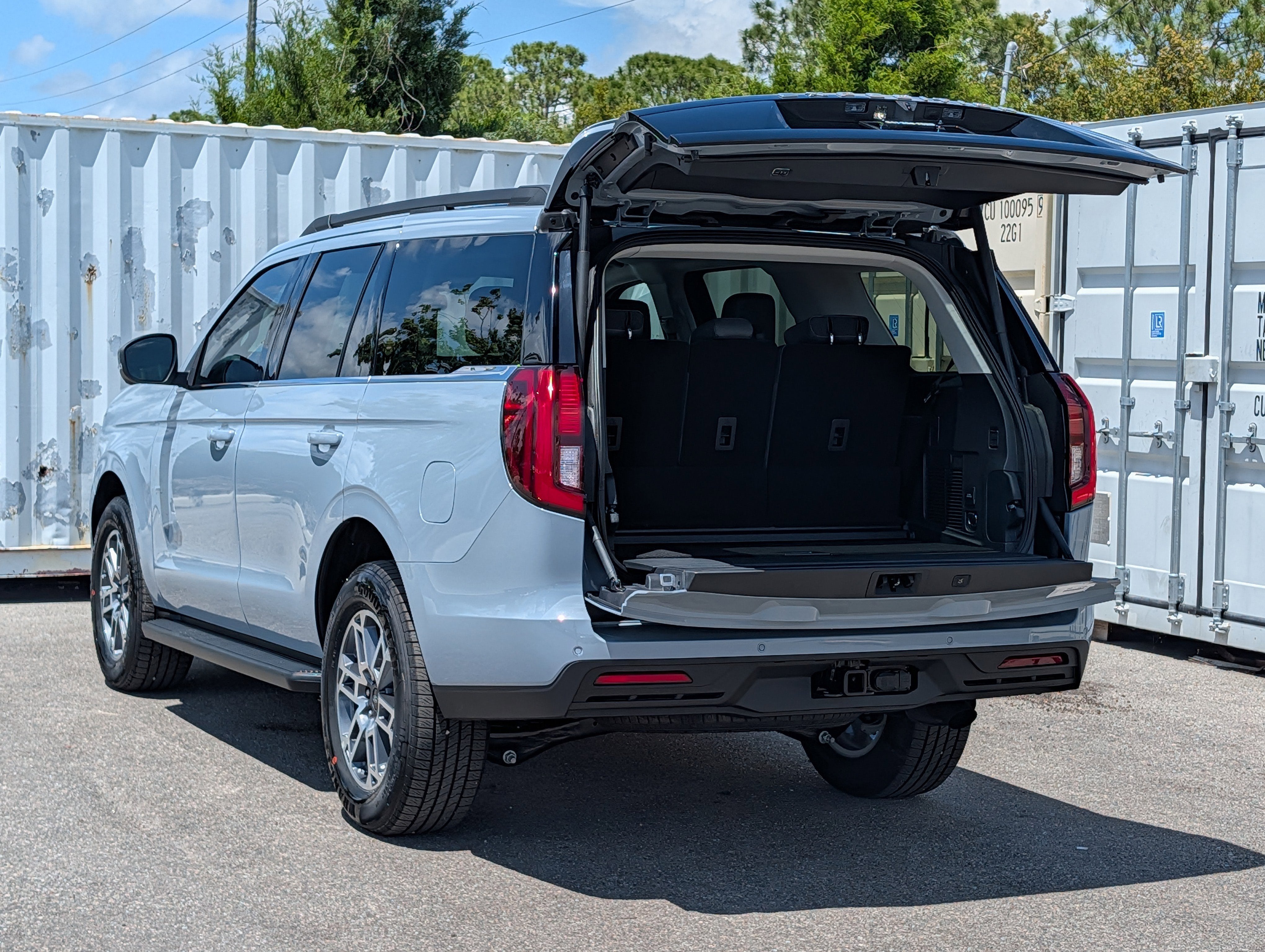 2026 Ford Expedition Active