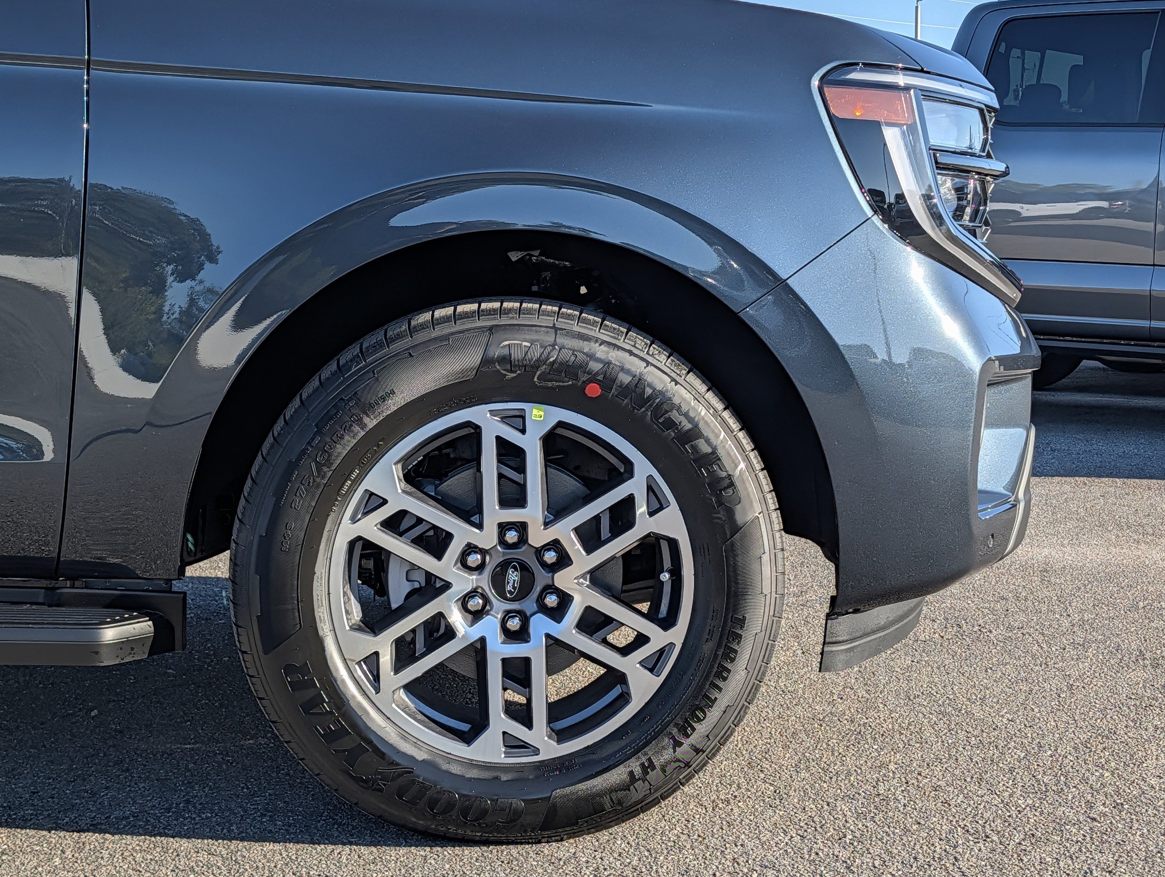 2026 Ford Expedition Active