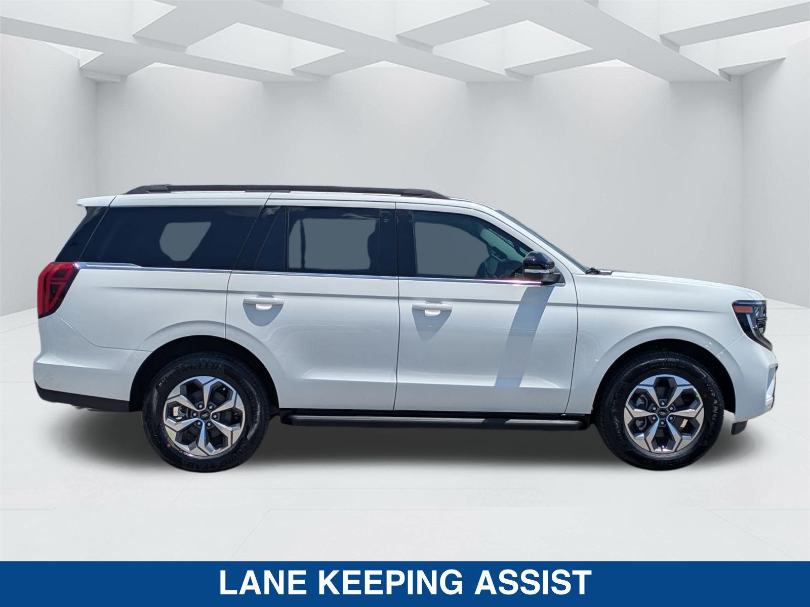 2027 Ford Expedition Active