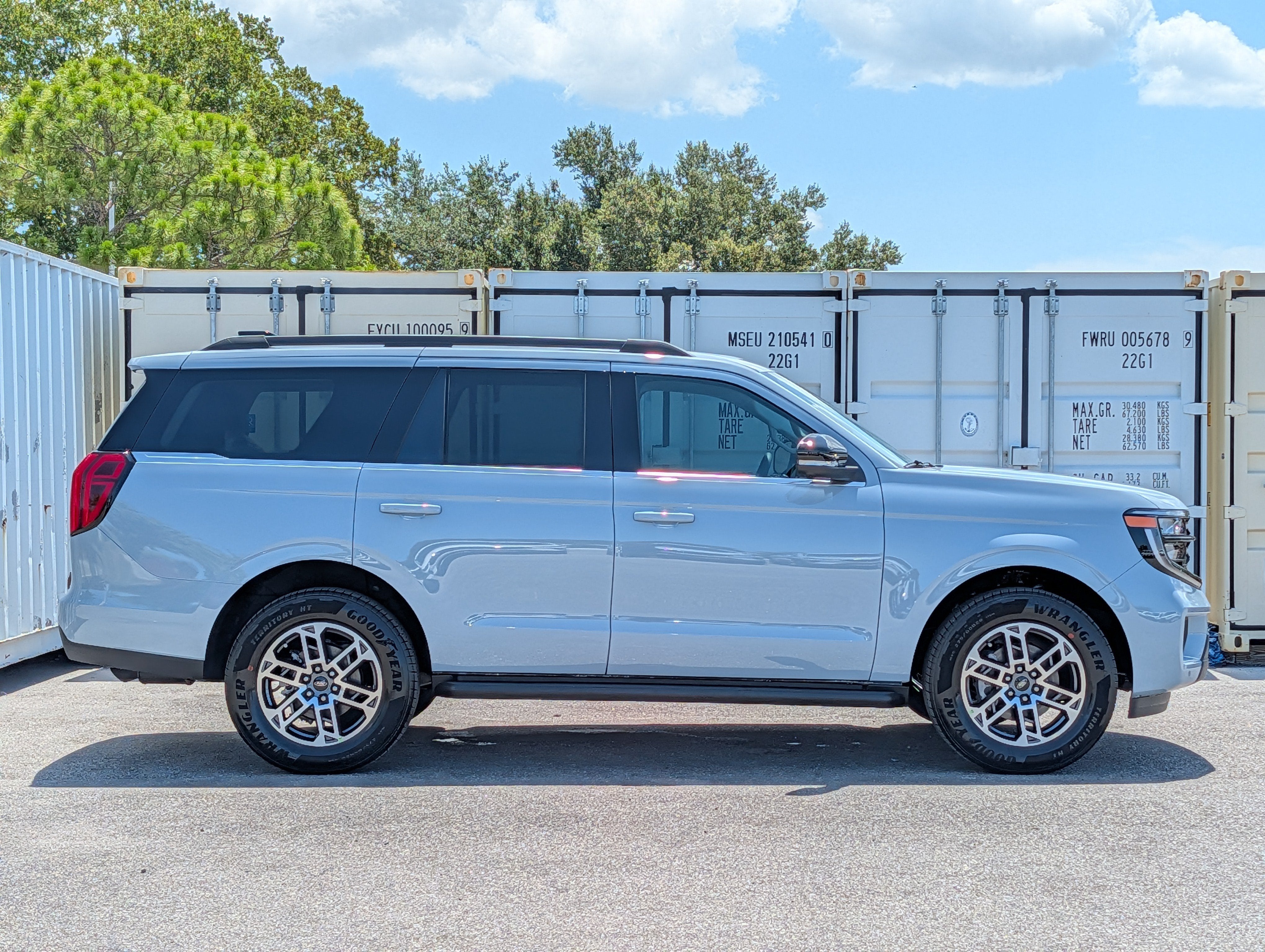 2026 Ford Expedition Active