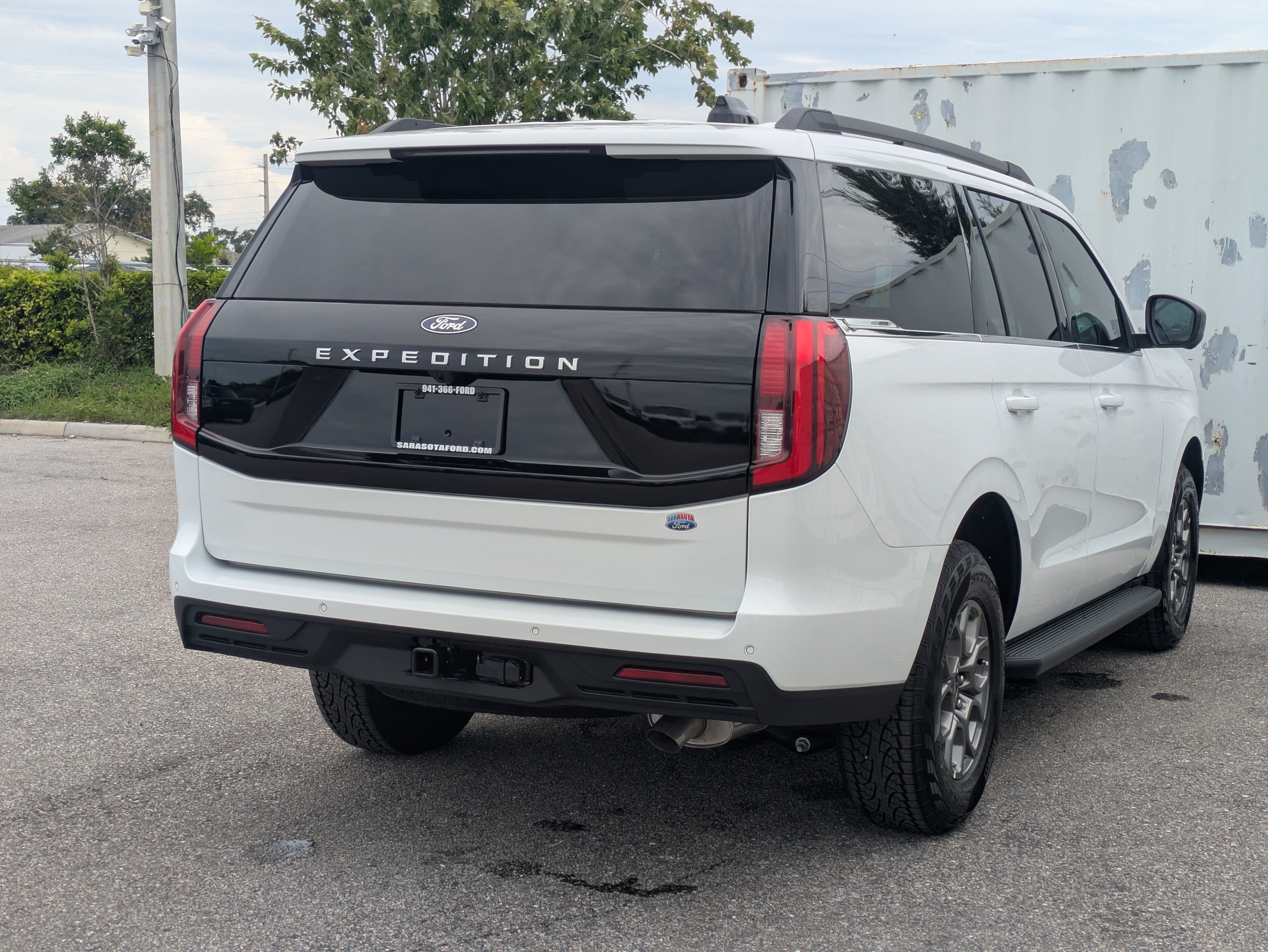 2027 Ford Expedition Active