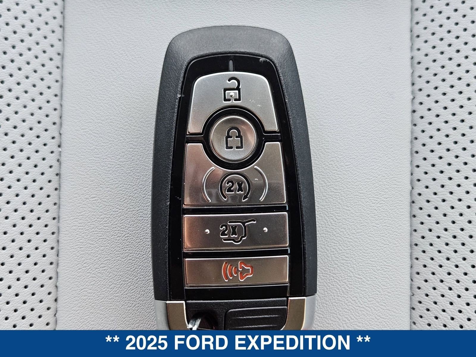 2025 Ford Expedition Platinum