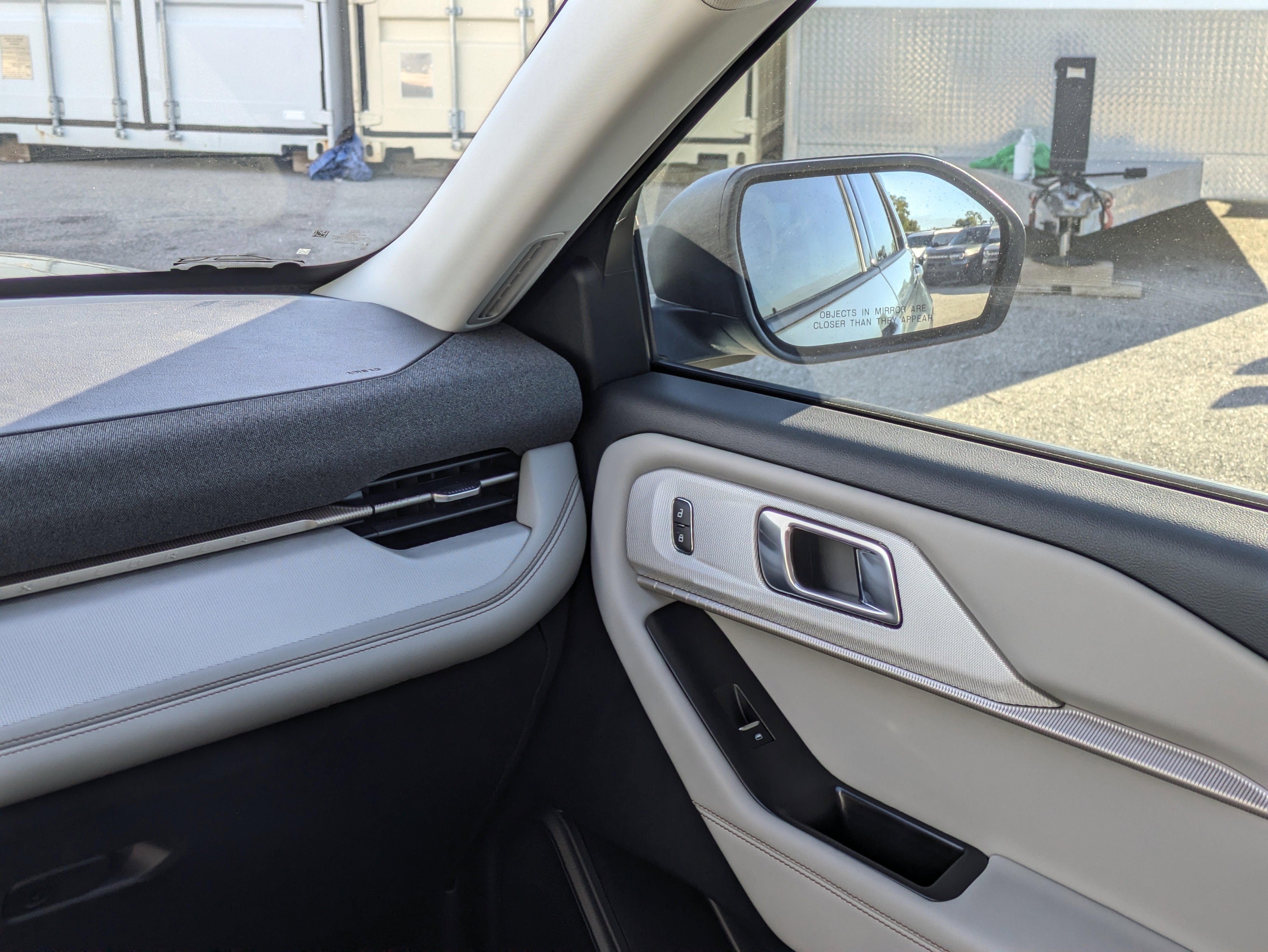 2026 Ford Explorer Active (100A)