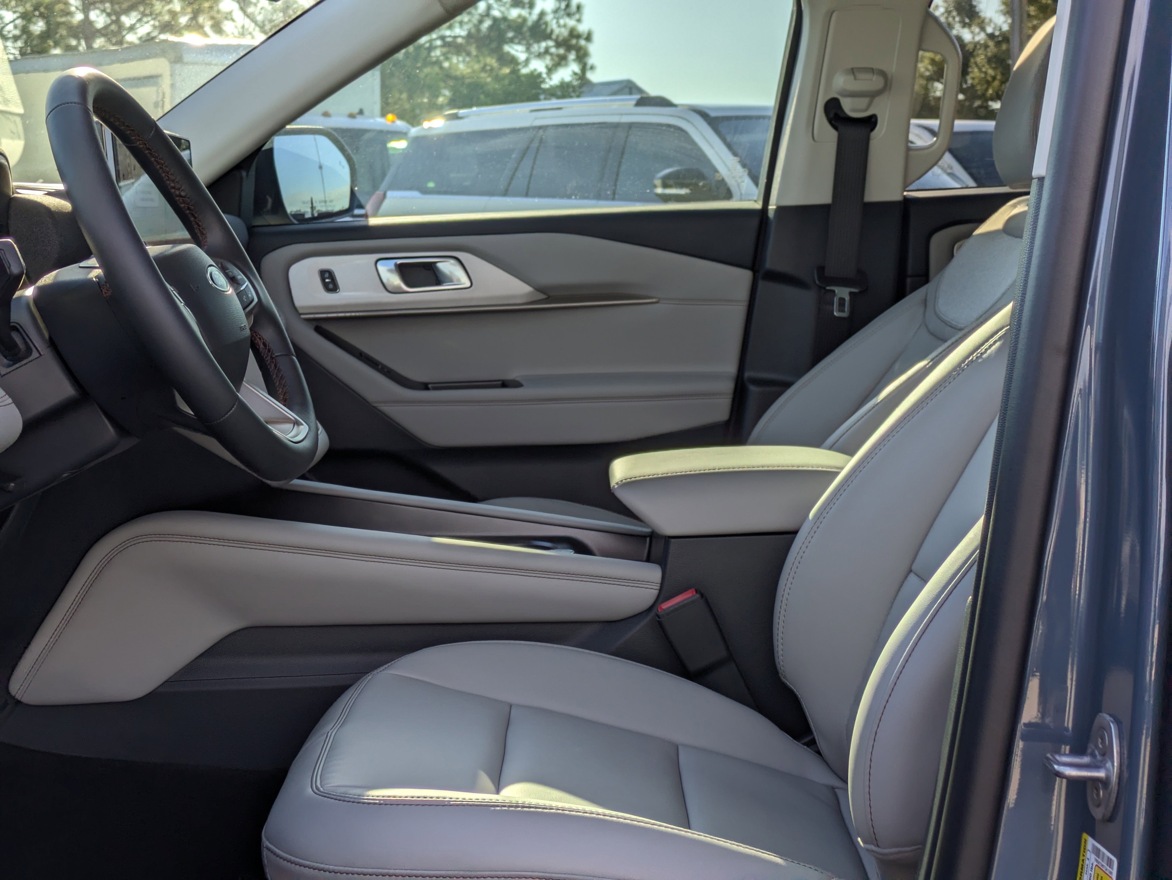 2026 Ford Explorer Active (100A)