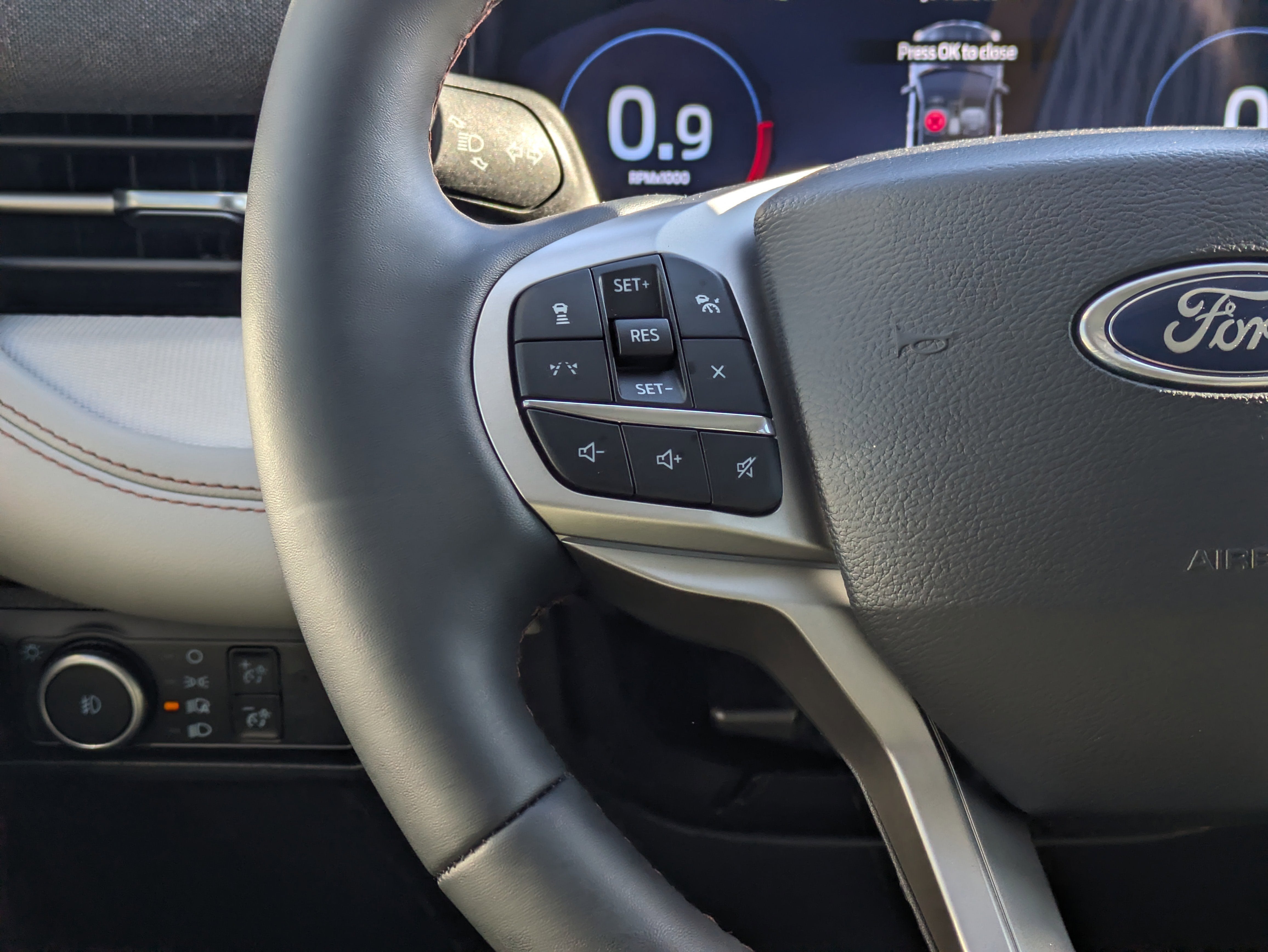 2026 Ford Explorer Active (100A)