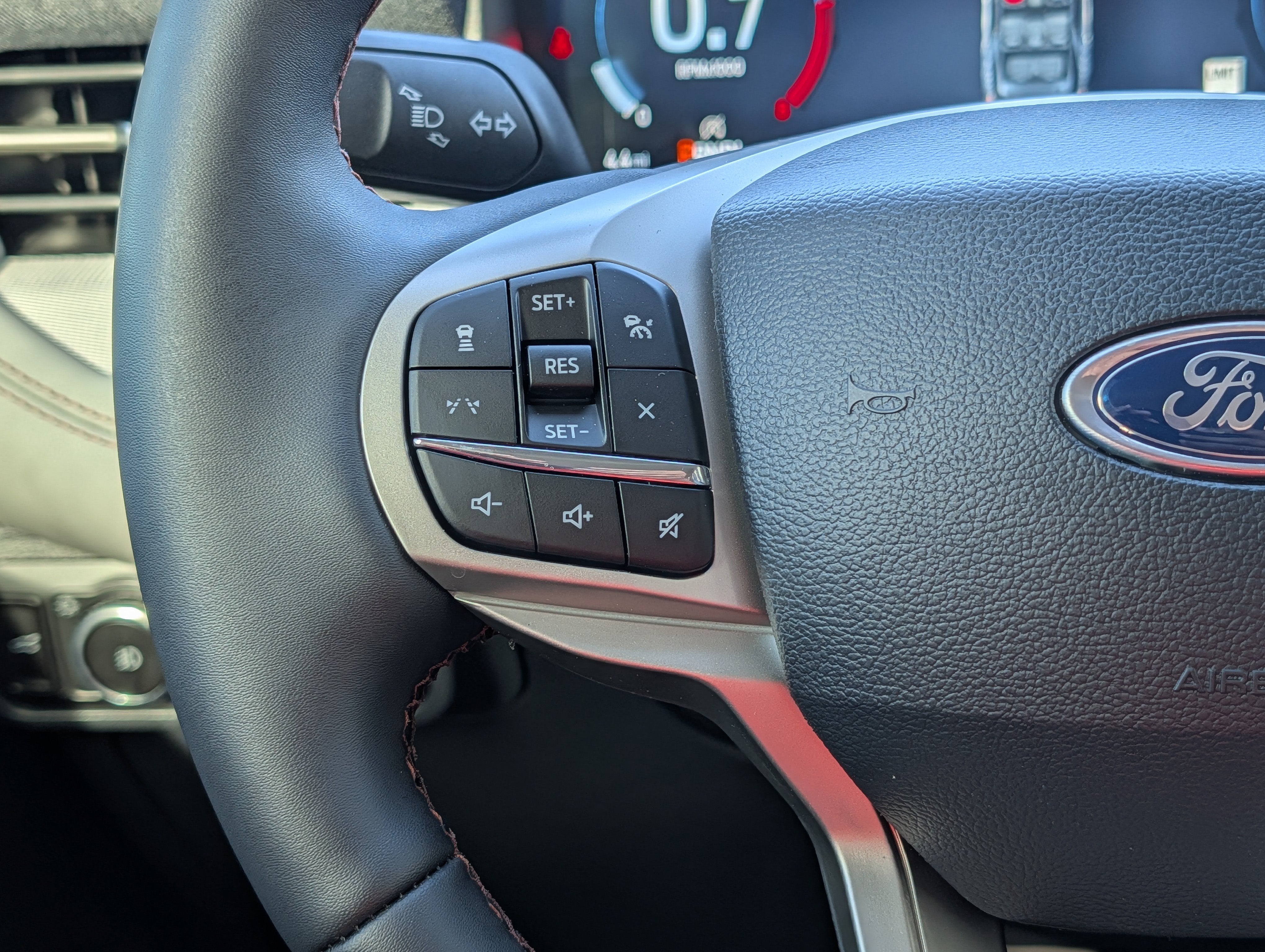 2026 Ford Explorer Active w/200A Pkg